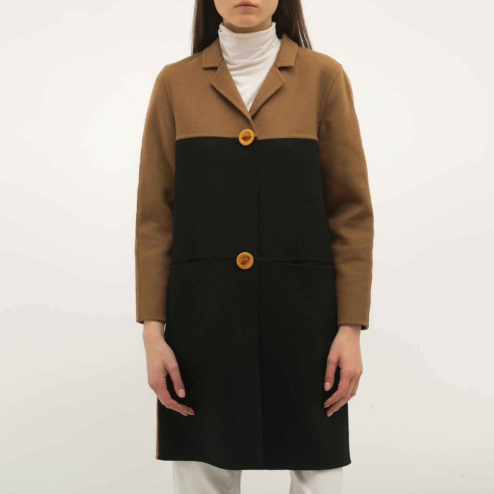 Пальто коричневого цвета Marni - фото из каталога магазина брендовой одежды Second Friend Store Пальто Marni - купить оригинал в секонд-хенде SFS - 1