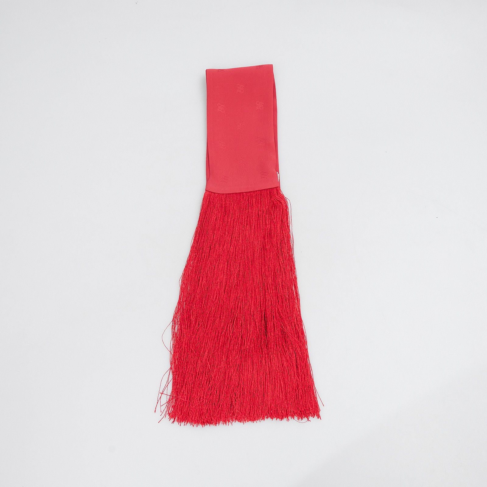 Шарф красного цвета Fendi - фото из каталога магазина брендовой одежды Second Friend Store Шарф Fendi - купить оригинал в секонд-хенде SFS - 3