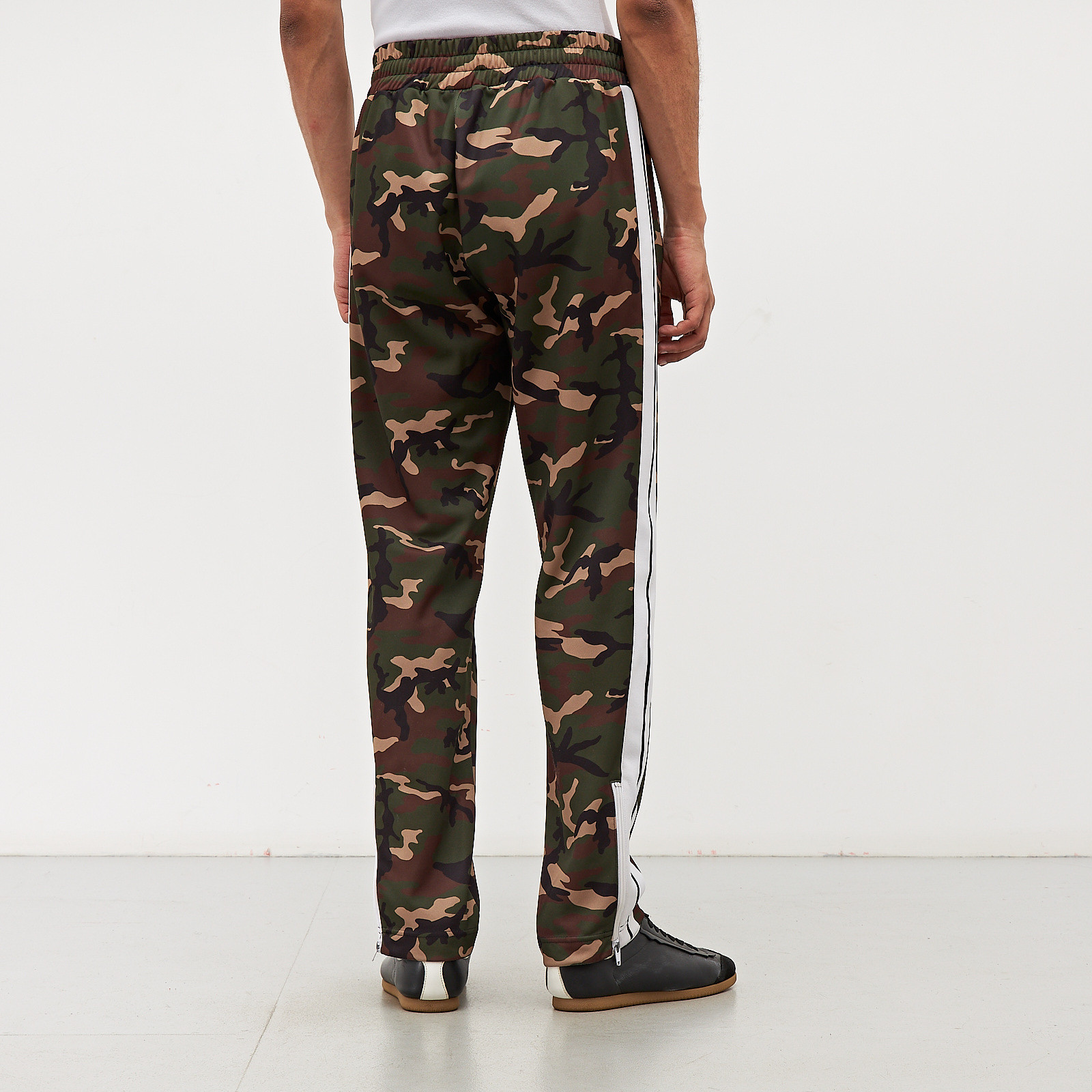 Костюм зеленого цвета Palm Angels - фото из каталога магазина брендовой одежды Second Friend Store Костюм Palm Angels - купить оригинал в секонд-хенде SFS - 7