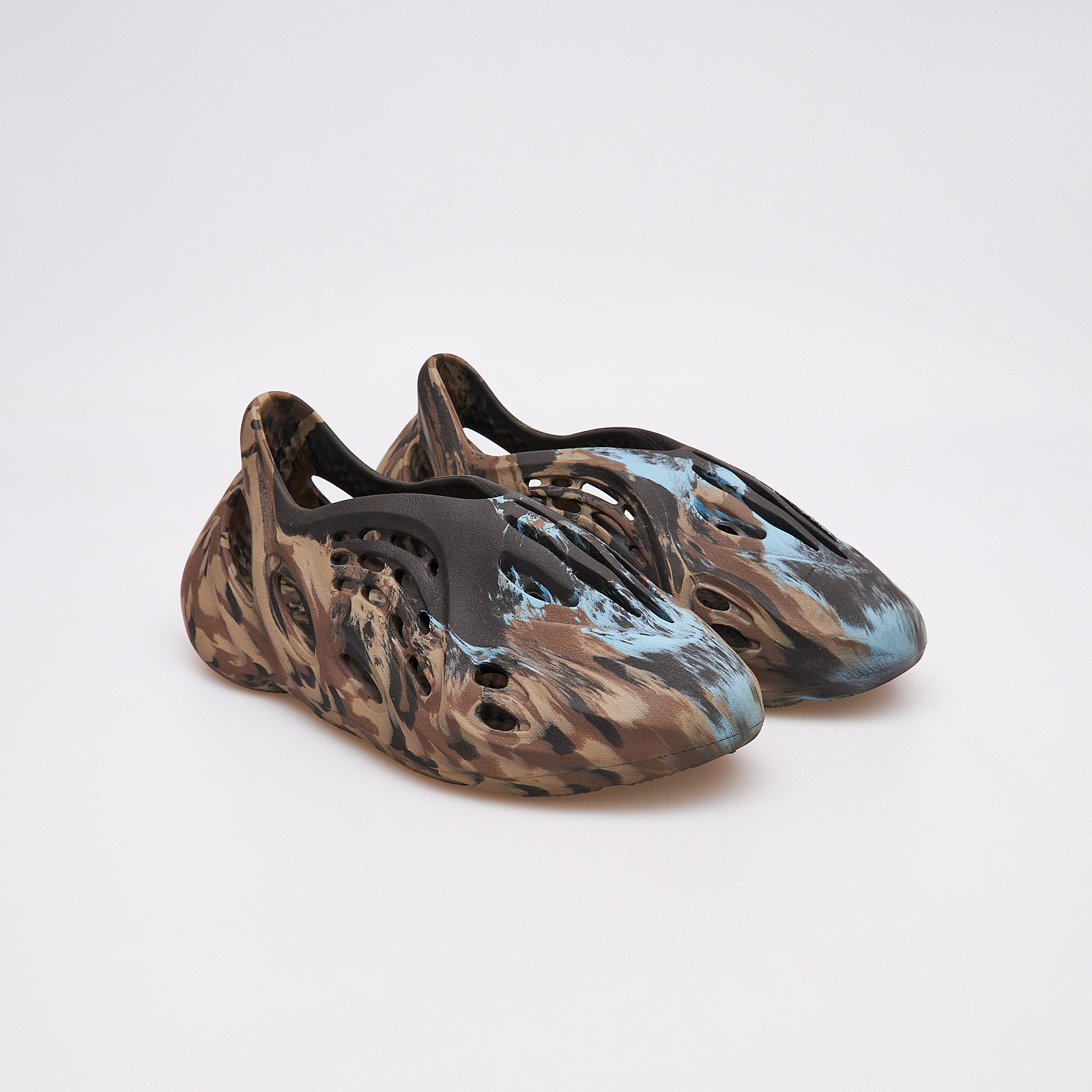 Сандалии Yeezy Season - купить оригинал в секонд-хенде SFS - 2