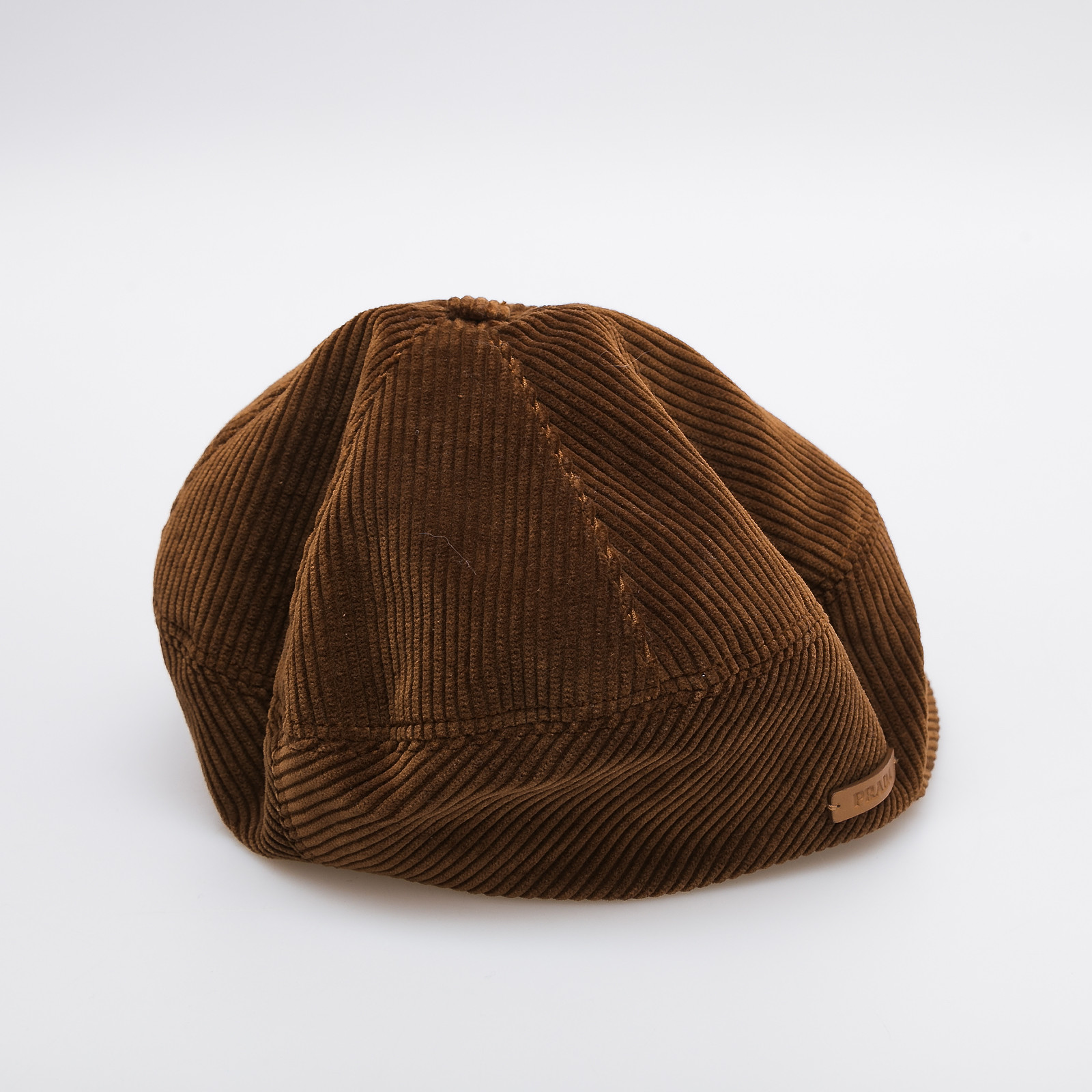 Кепка коричневого цвета Prada - фото из каталога магазина брендовой одежды Second Friend Store Кепка Prada - купить оригинал в секонд-хенде SFS - 3