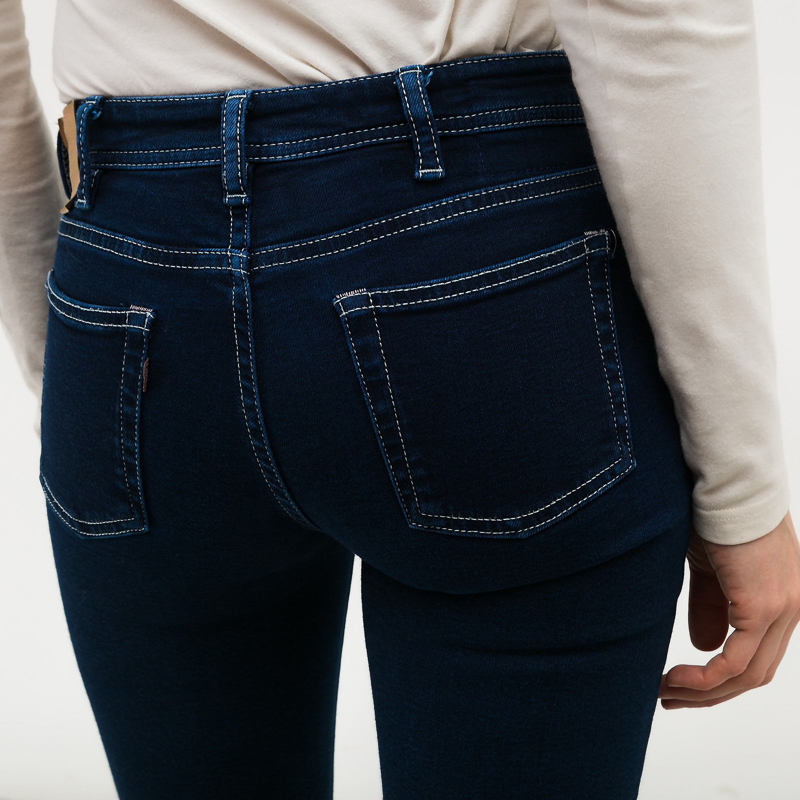 Джинсы синего цвета Acne Studios - фото из каталога магазина брендовой одежды Second Friend Store Джинсы Acne Studios - купить оригинал в секонд-хенде SFS - 3