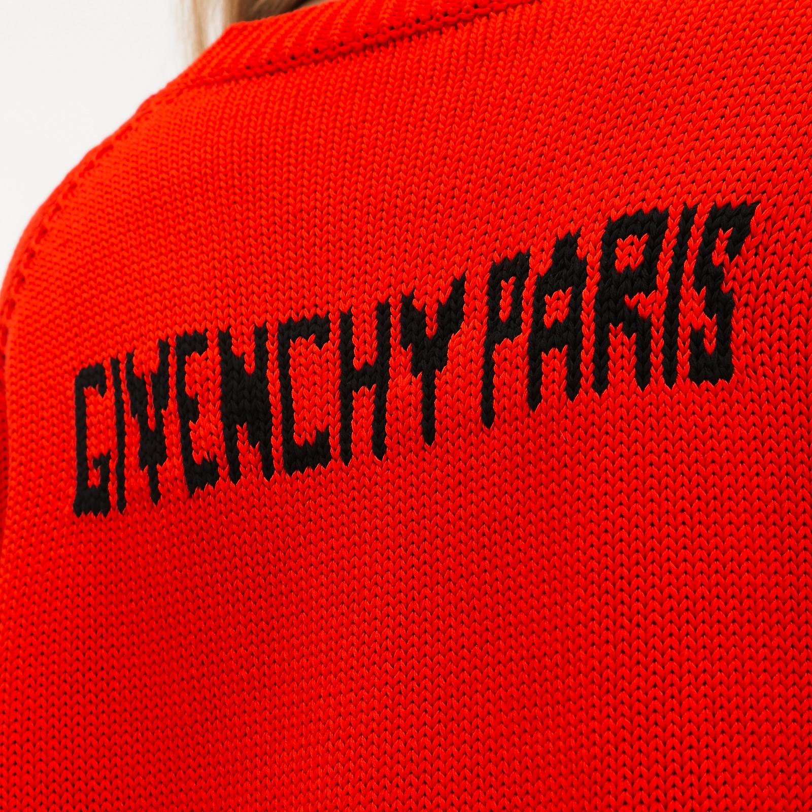 Свитер Givenchy - купить оригинал в секонд-хенде SFS