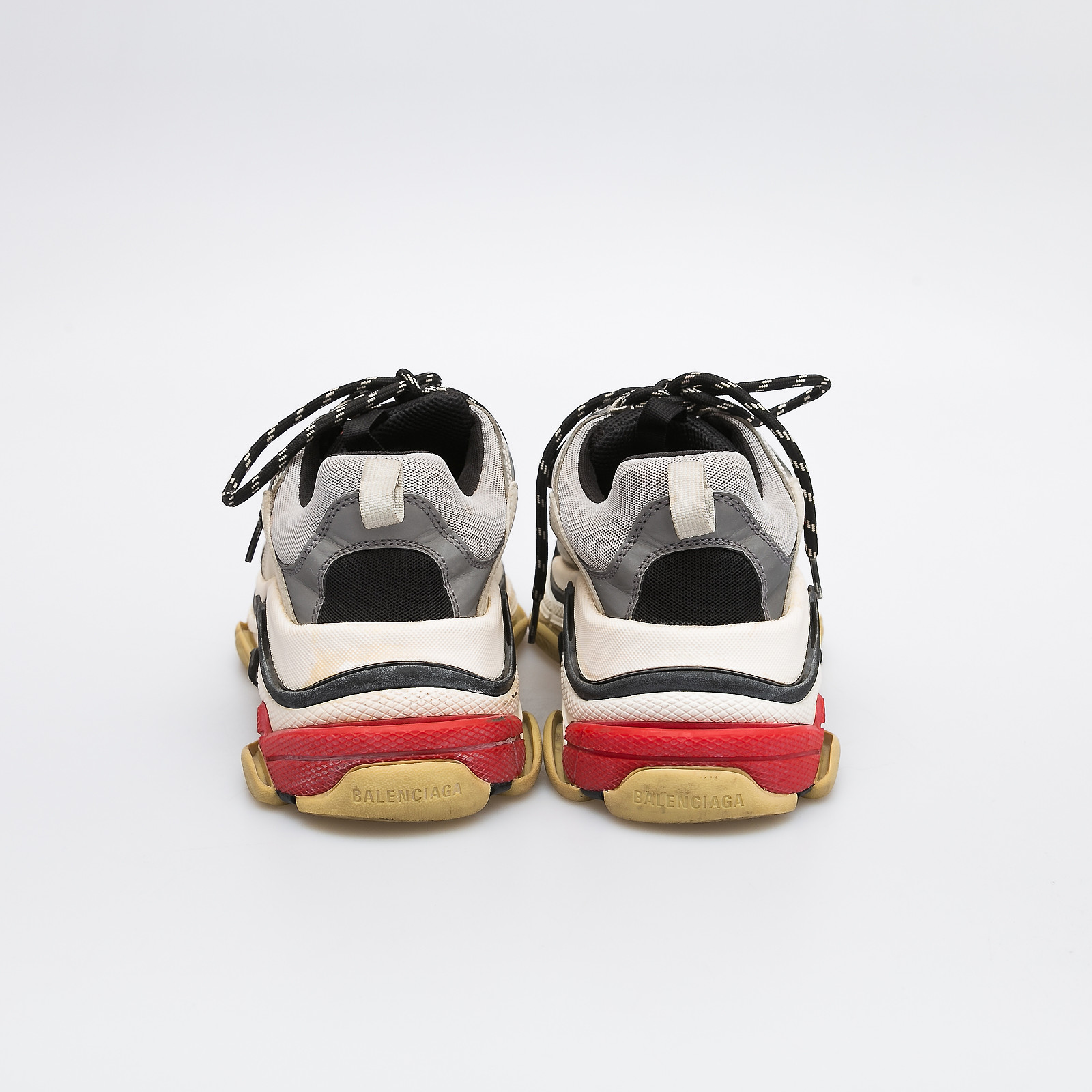 Кроссовки   Balenciaga - фото из каталога магазина брендовой одежды Second Friend Store Кроссовки Balenciaga - купить оригинал в секонд-хенде SFS - 3