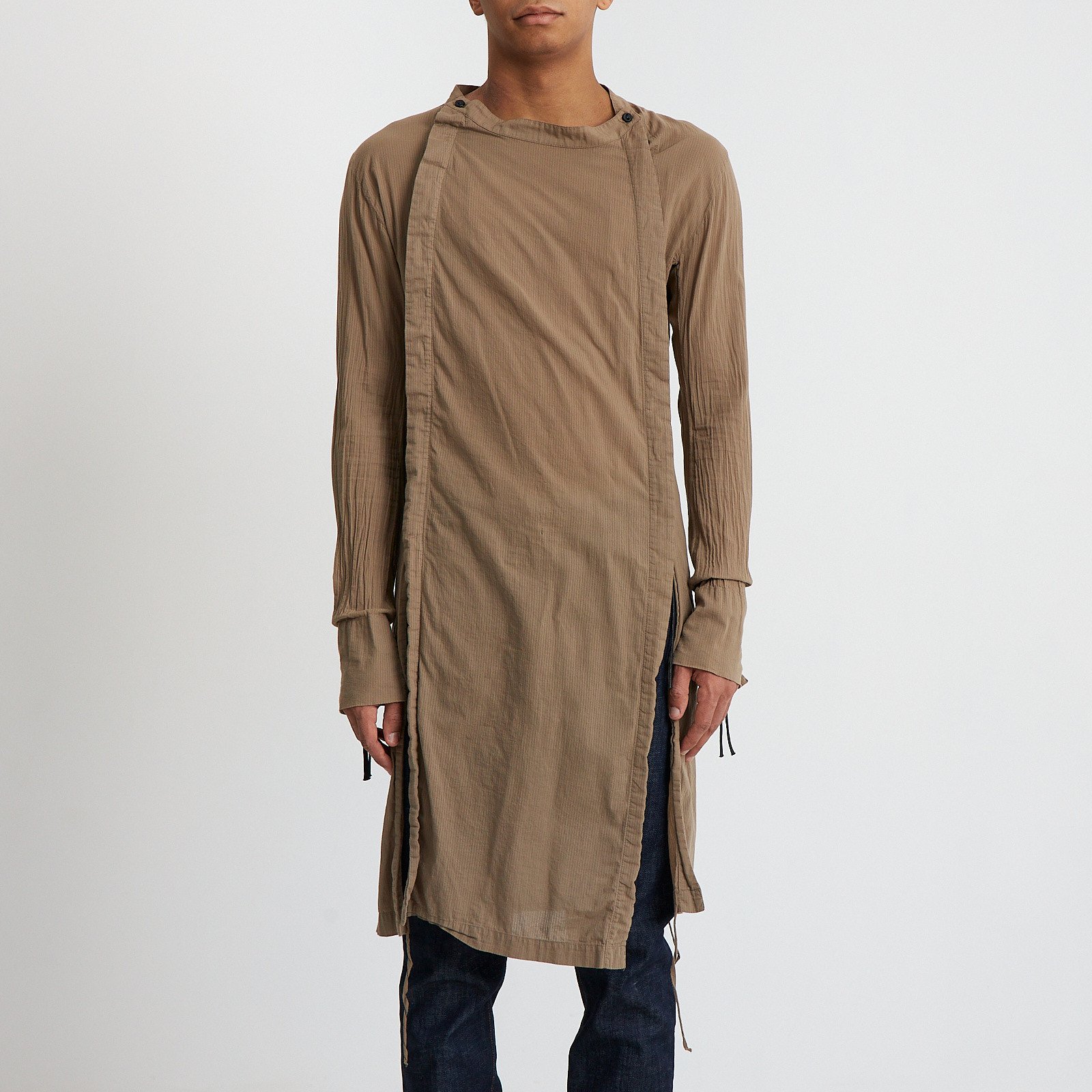 Рубашка бежевого цвета Boris Bidjan Saberi - фото из каталога магазина брендовой одежды Second Friend Store Рубашка Boris Bidjan Saberi - купить оригинал в секонд-хенде SFS - 1