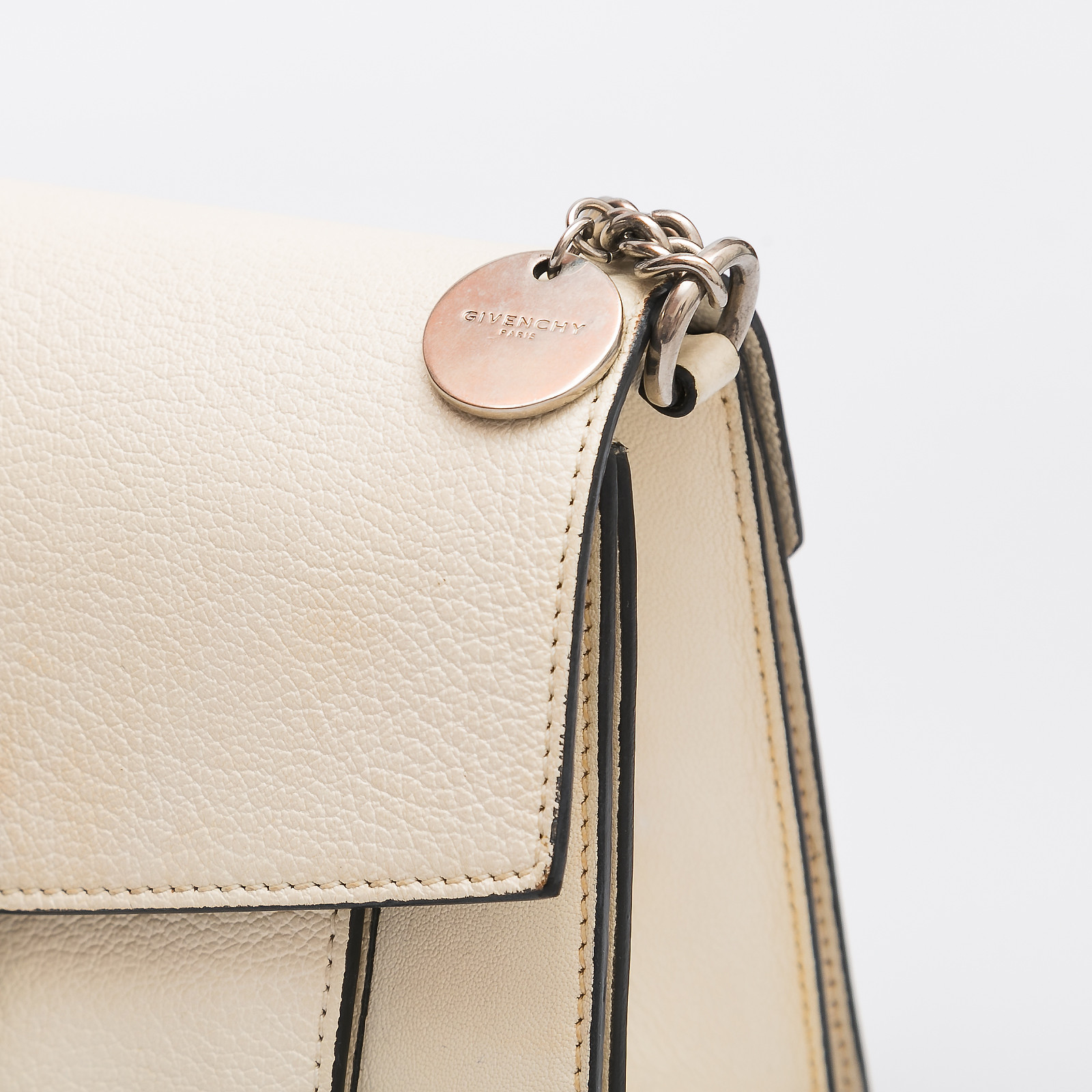 Сумка Givenchy - купить оригинал в секонд-хенде SFS - 6