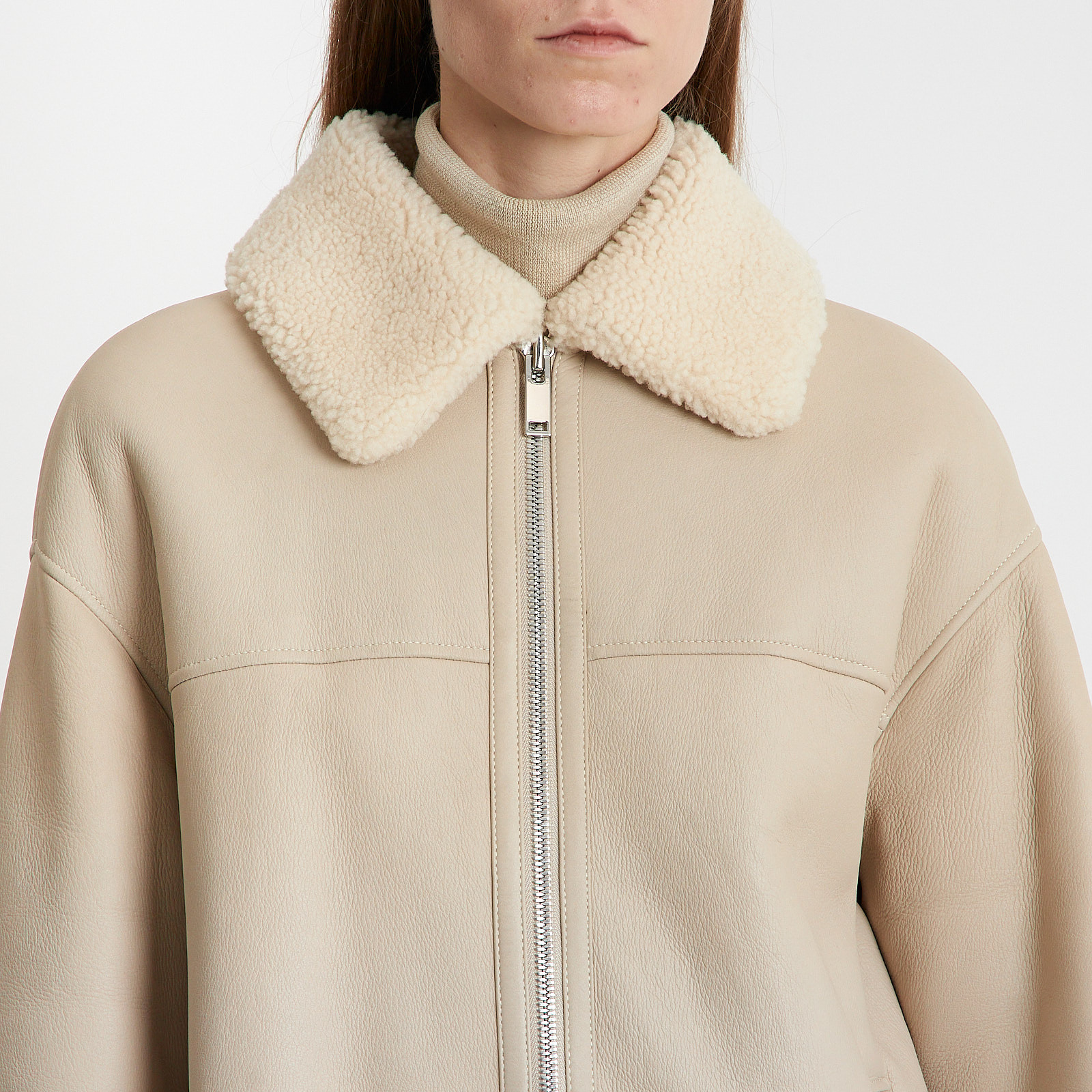 Дубленка серого цвета 12 Storeez - фото из каталога магазина брендовой одежды Second Friend Store Дубленка 12 Storeez - купить оригинал в секонд-хенде SFS - 4