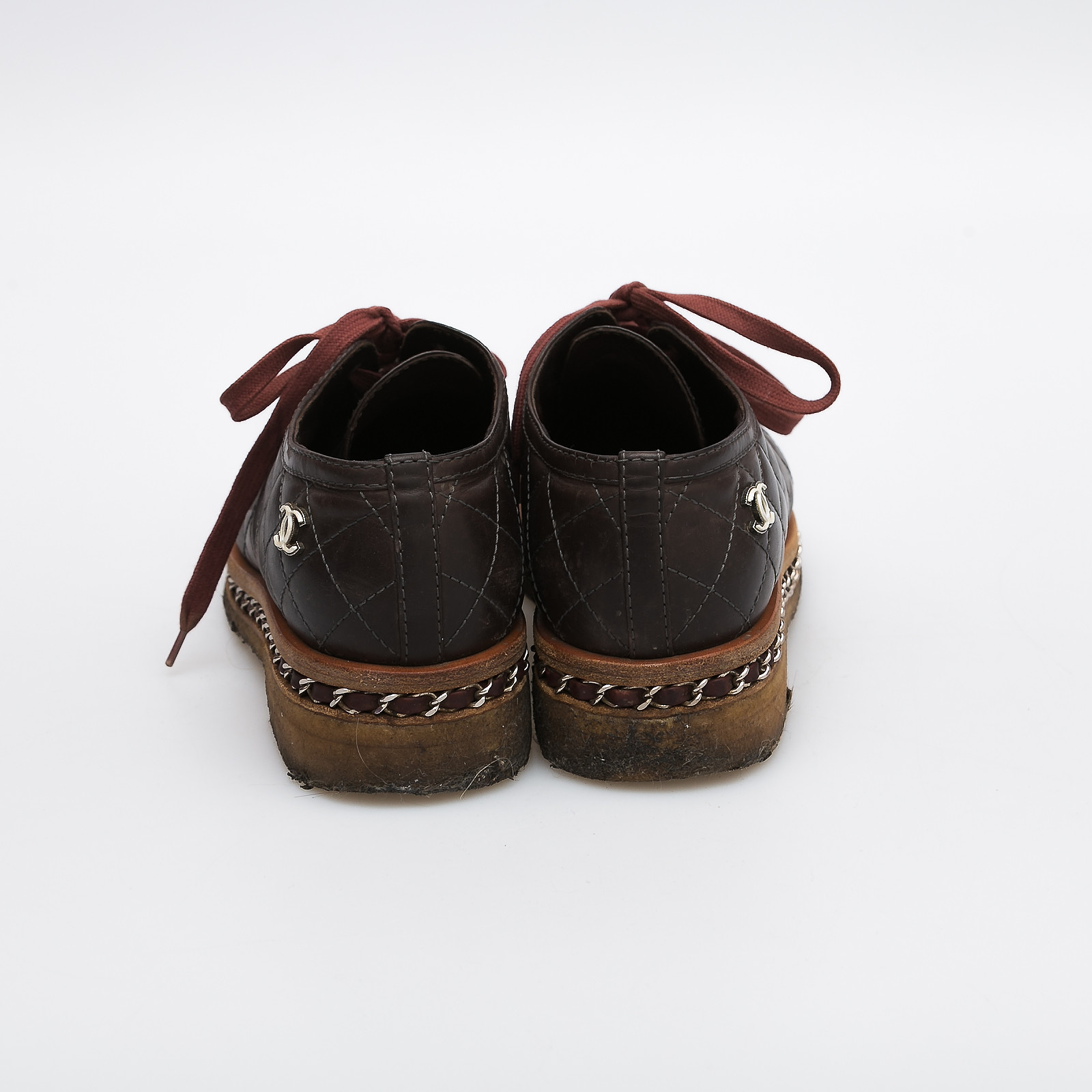 Ботинки  коричневого цвета Chanel - фото из каталога магазина брендовой одежды Second Friend Store Ботинки Chanel - купить оригинал в секонд-хенде SFS - 3