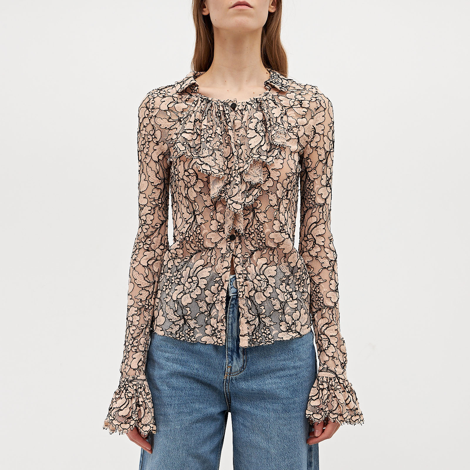 Блуза бежевого цвета Chanel - фото из каталога магазина брендовой одежды Second Friend Store Блуза Chanel - купить оригинал в секонд-хенде SFS - 1