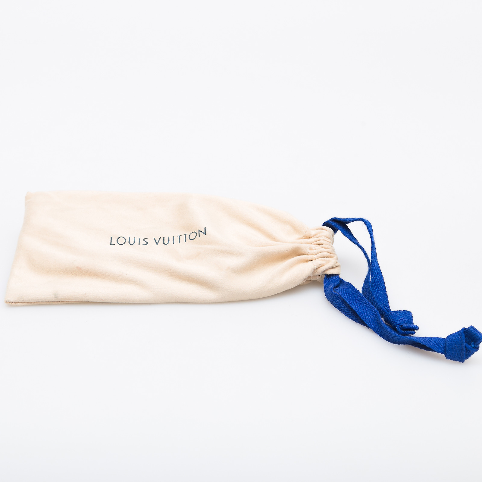 Очки Louis Vuitton - купить оригинал в секонд-хенде SFS