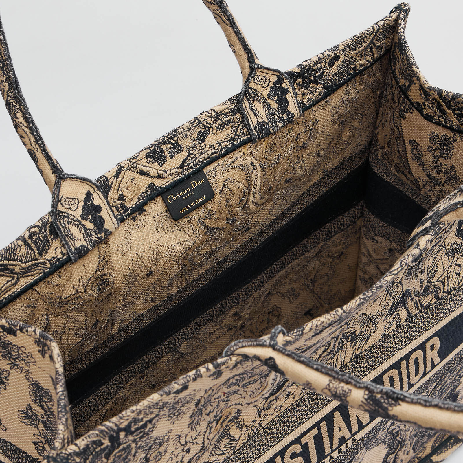 Сумка Christian Dior - купить оригинал в секонд-хенде SFS - 8