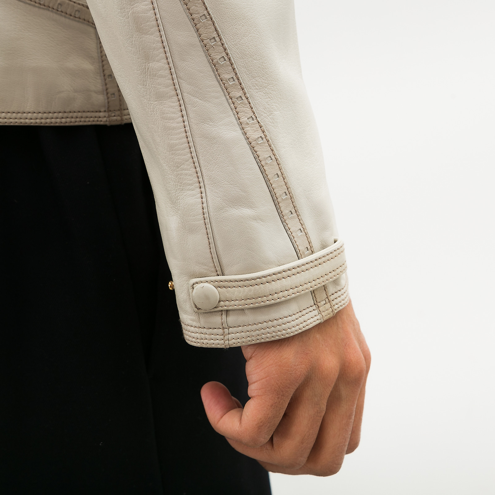 Куртка кожаная Louis Vuitton - купить оригинал в секонд-хенде SFS