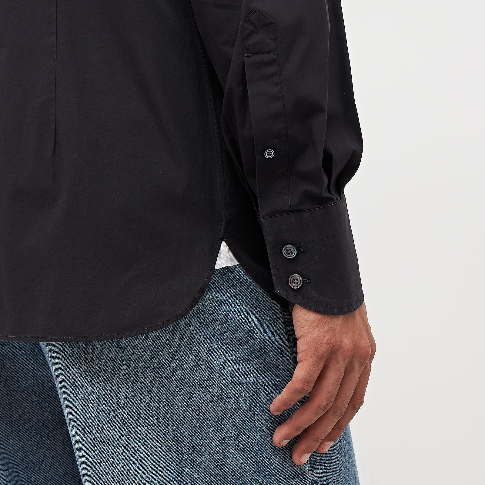 Рубашка черного цвета Tom Ford - фото из каталога магазина брендовой одежды Second Friend Store Рубашка Tom Ford - купить оригинал в секонд-хенде SFS - 5