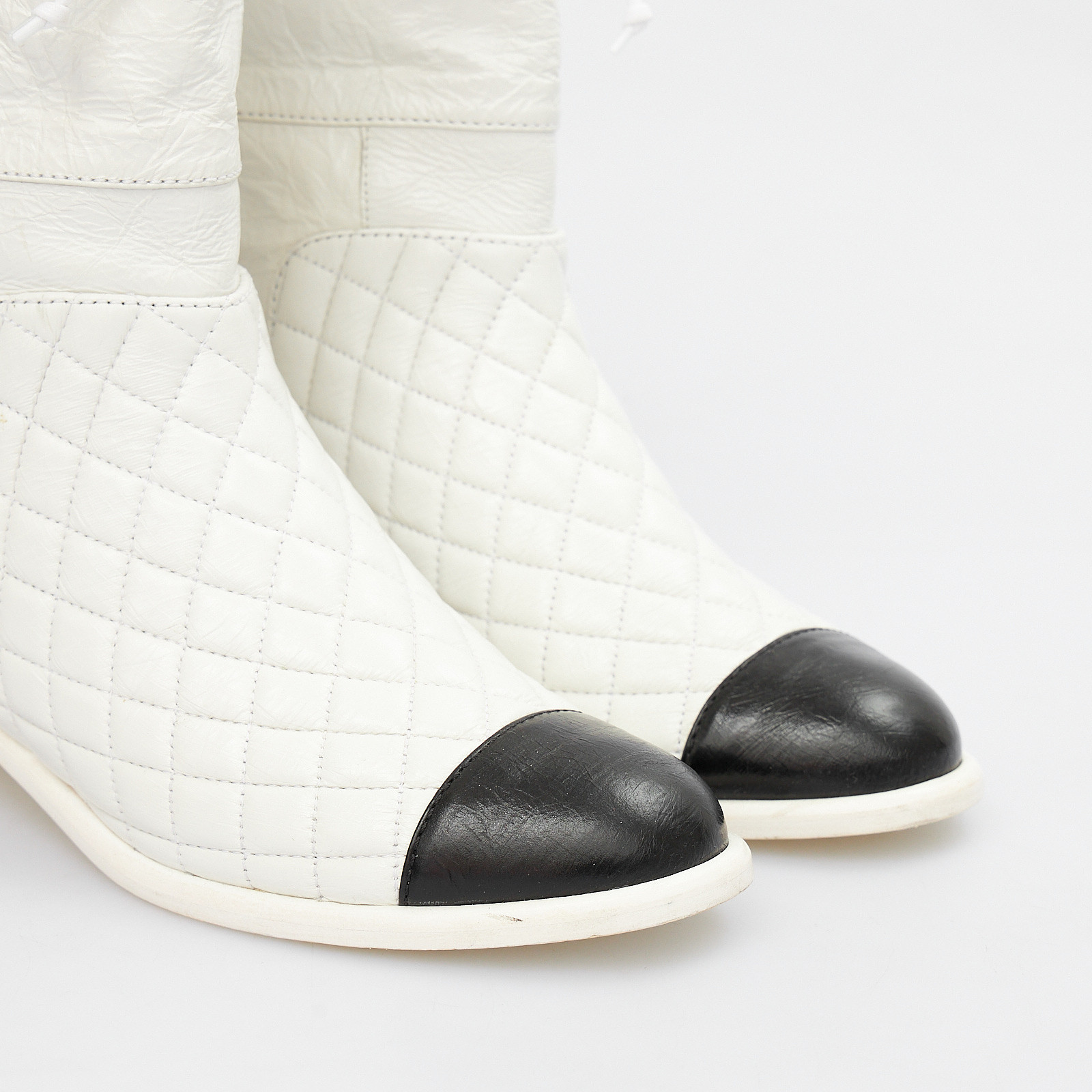 Сапоги Chanel - купить оригинал в секонд-хенде SFS - 4