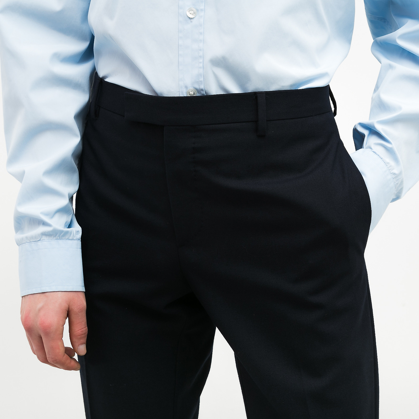 Брюки синего цвета Saint Laurent - фото из каталога магазина брендовой одежды Second Friend Store Брюки Saint Laurent - купить оригинал в секонд-хенде SFS - 4