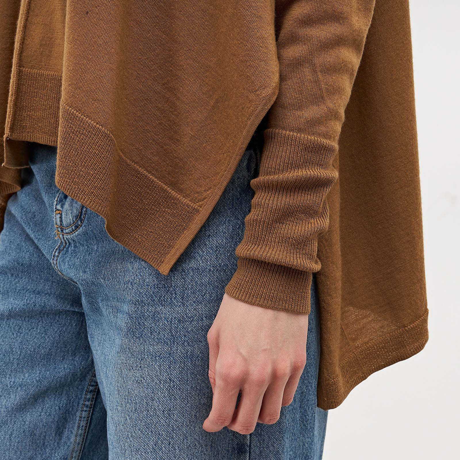 Водолазка коричневого цвета Acne Studios - фото из каталога магазина брендовой одежды Second Friend Store Водолазка Acne Studios - купить оригинал в секонд-хенде SFS - 4