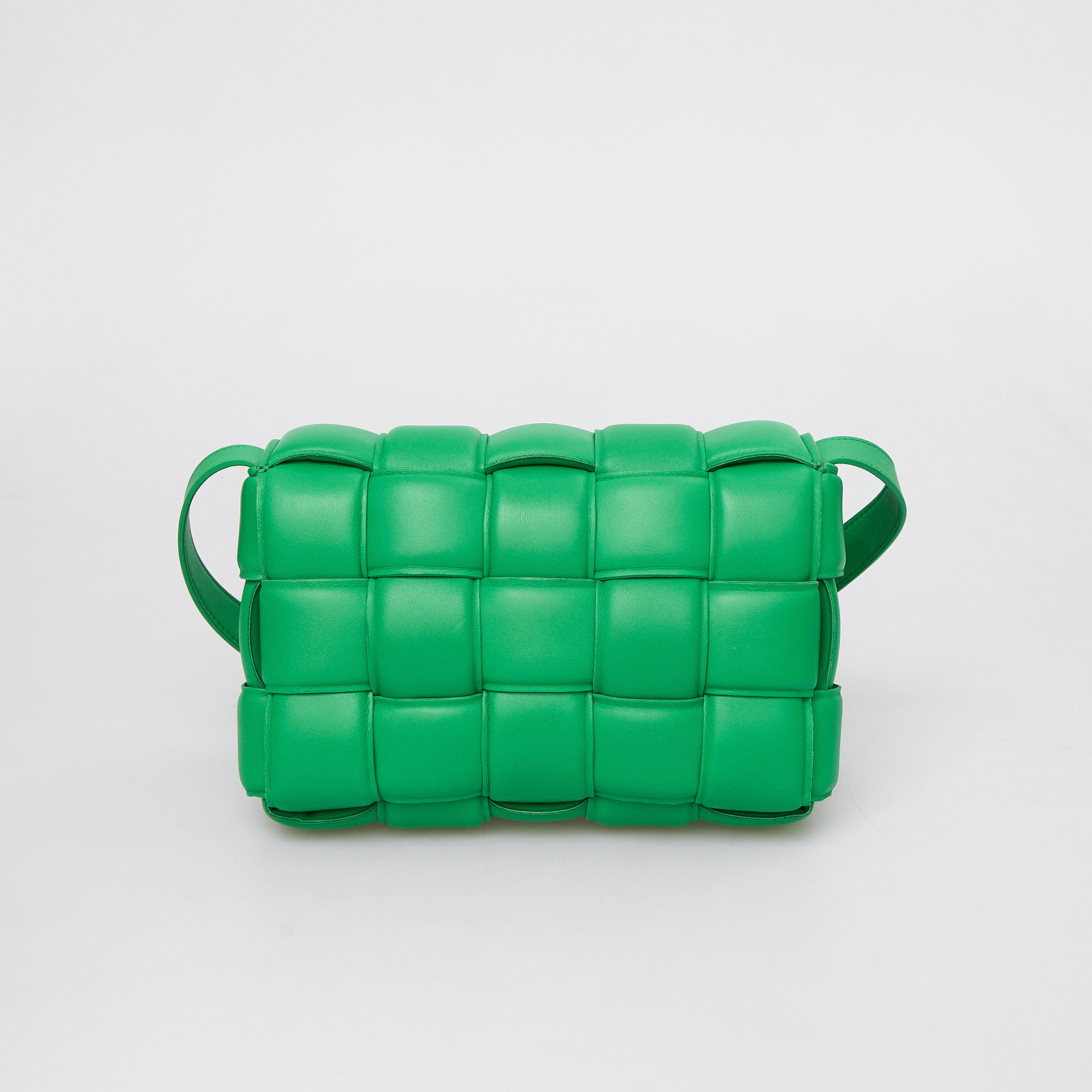 Сумка зеленого цвета Bottega Veneta - фото из каталога магазина брендовой одежды Second Friend Store Сумка Bottega Veneta - купить оригинал в секонд-хенде SFS - 4