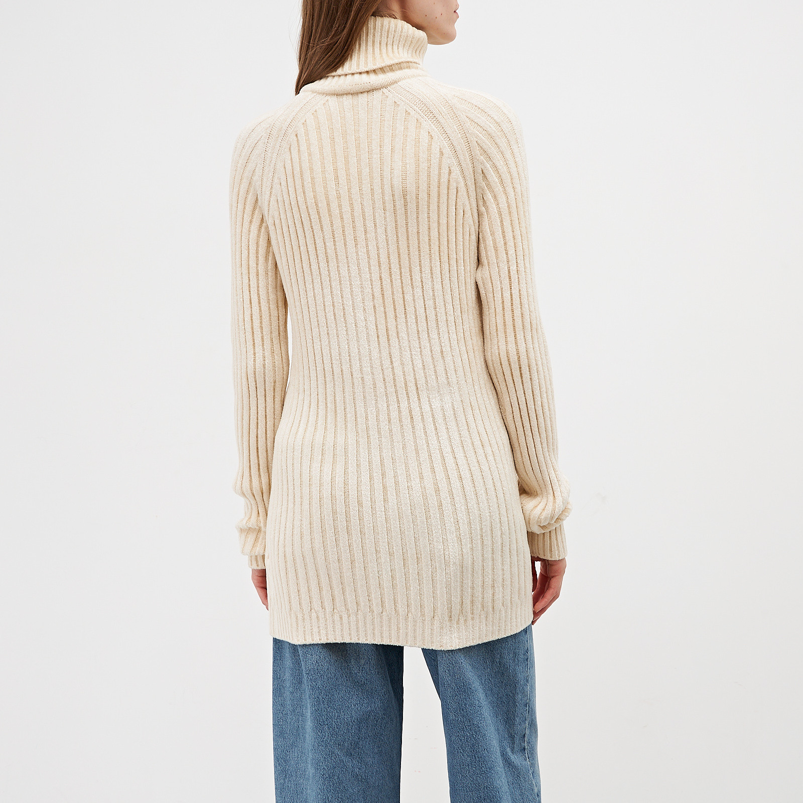 Свитер белого цвета Balmain - фото из каталога магазина брендовой одежды Second Friend Store Свитер Balmain - купить оригинал в секонд-хенде SFS - 3