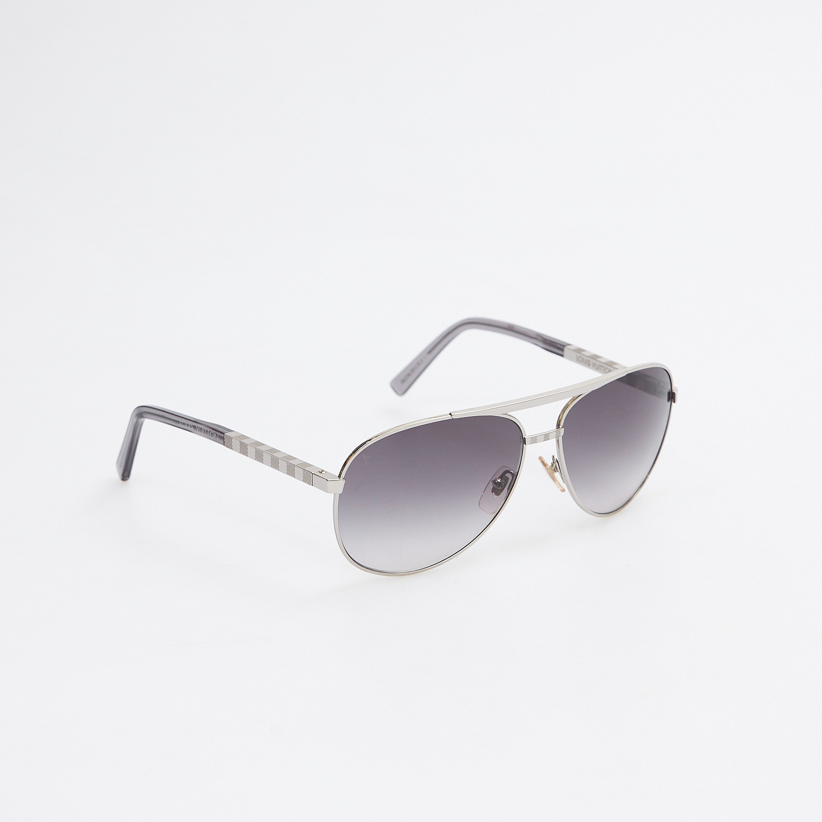 Очки серебряного цвета Louis Vuitton - фото из каталога магазина брендовой одежды Second Friend Store Очки Louis Vuitton - купить оригинал в секонд-хенде SFS - 3