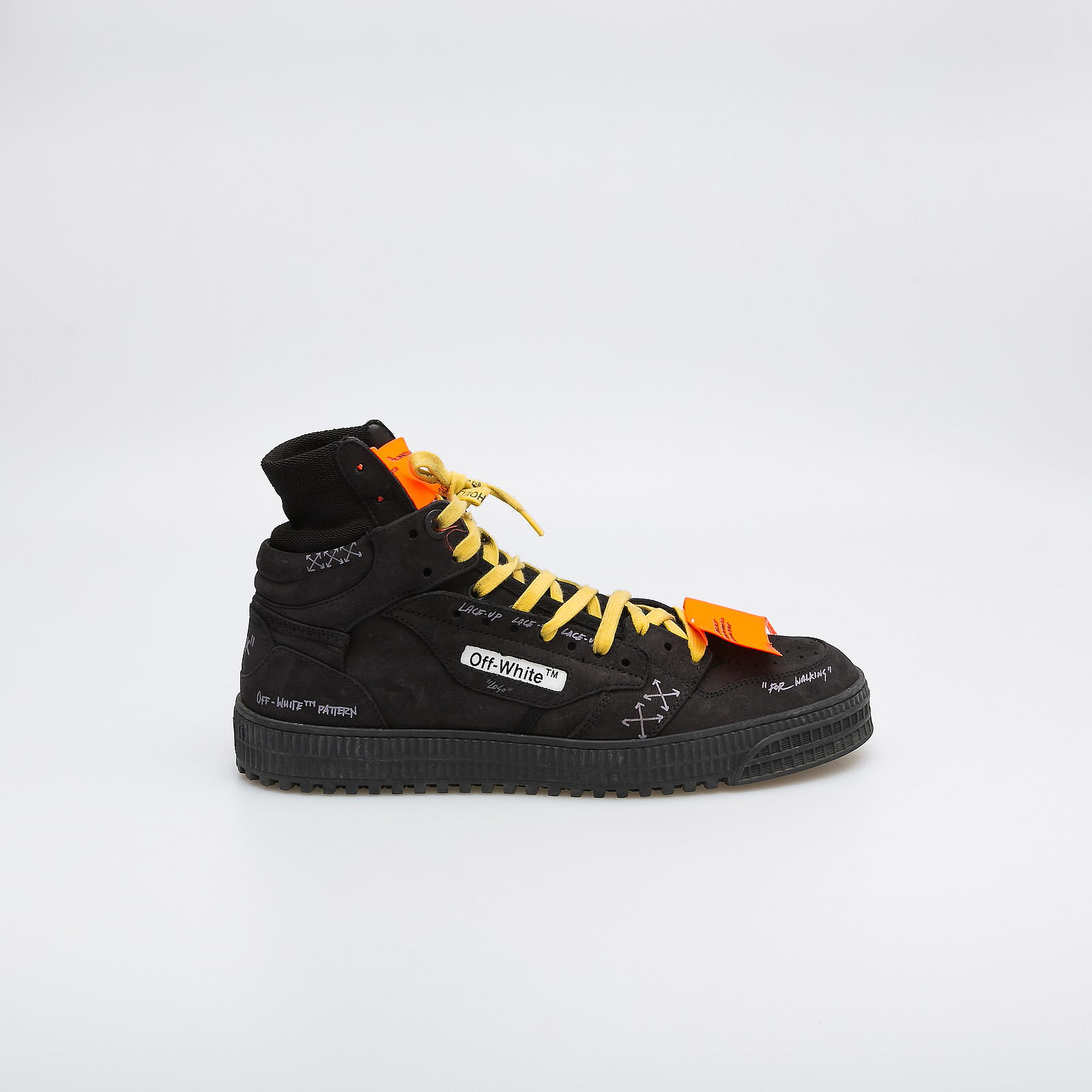 Кеды черного цвета Off-White - фото из каталога магазина брендовой одежды Second Friend Store Кеды Off-White - купить оригинал в секонд-хенде SFS - 1