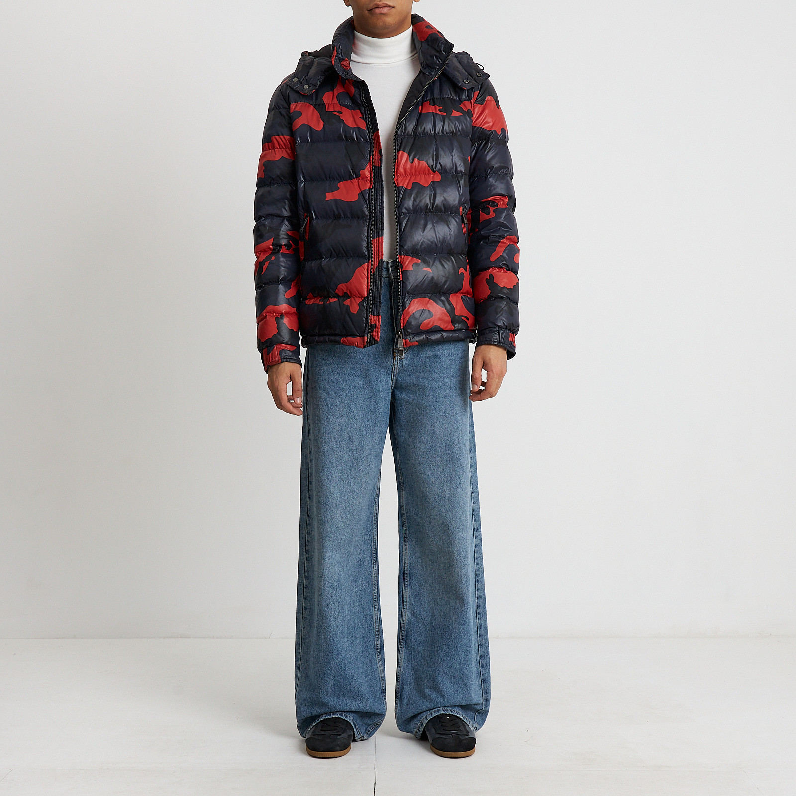 Пуховик Valentino - купить оригинал в секонд-хенде SFS - 2