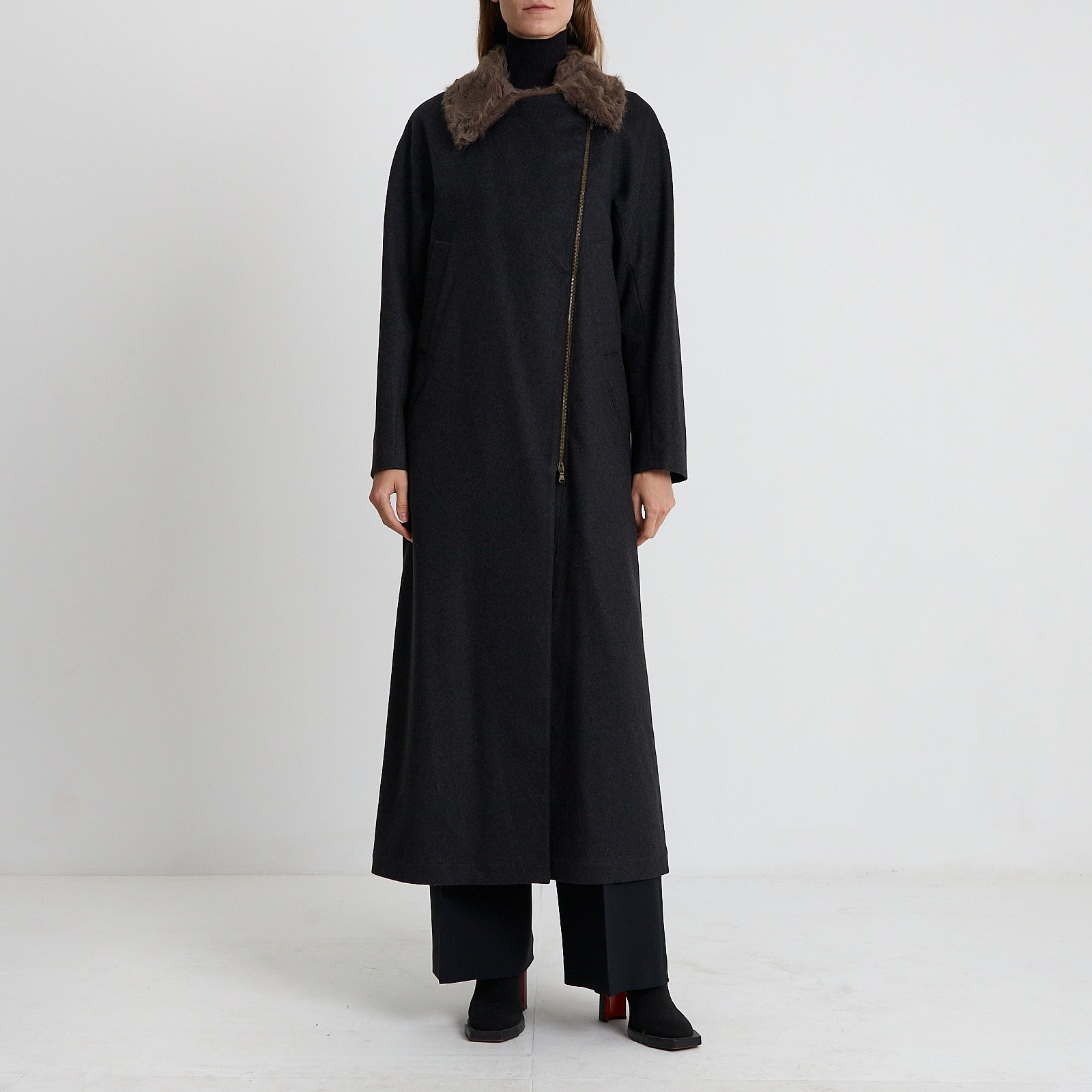 Пальто Brunello Cucinelli - купить оригинал в секонд-хенде SFS - 1