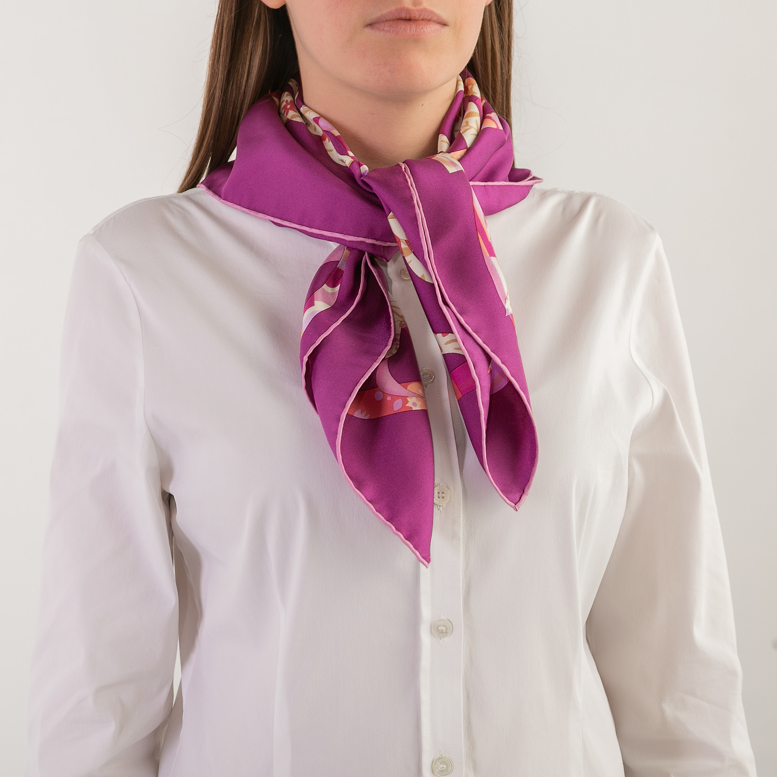 Шарф Salvatore Ferragamo - купить оригинал в секонд-хенде SFS - 1