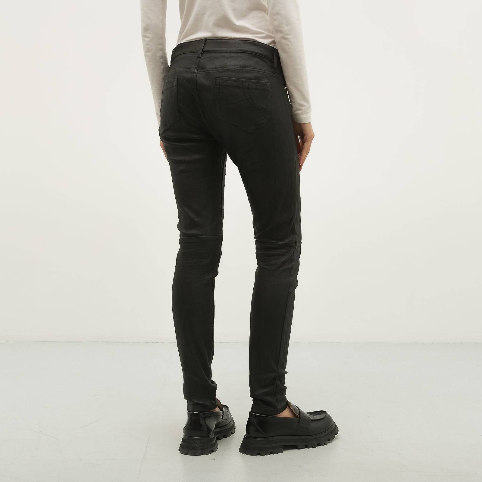 Брюки черного цвета Maje - фото из каталога магазина брендовой одежды Second Friend Store Брюки Maje - купить оригинал в секонд-хенде SFS - 3