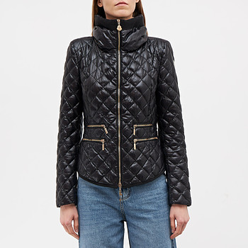 Пуховик Moncler