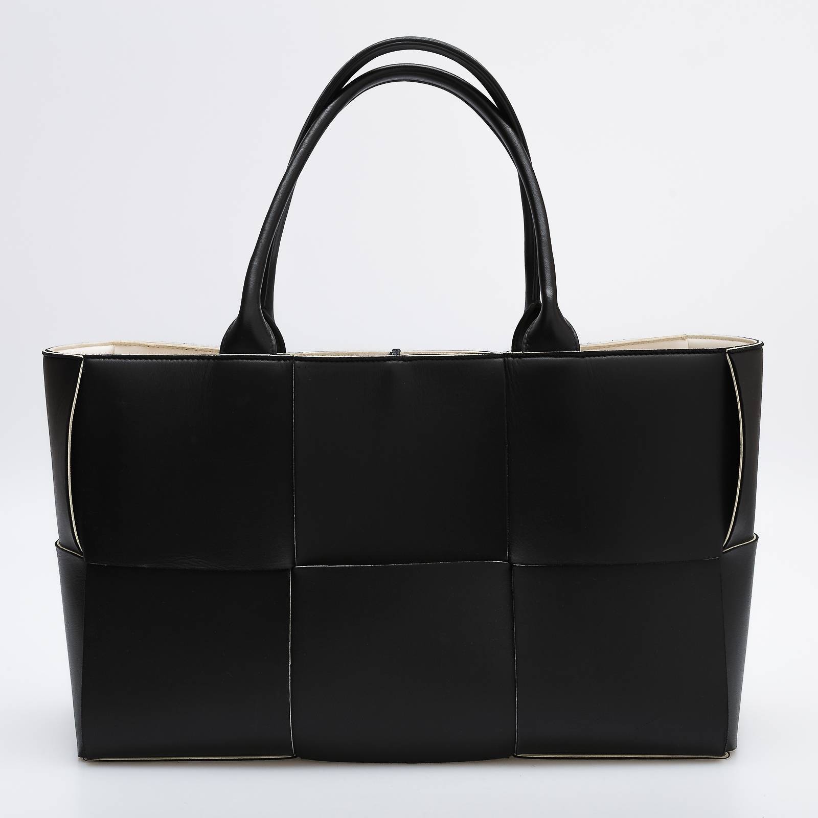 

Сумка Bottega Veneta, Arco Tote, One Size