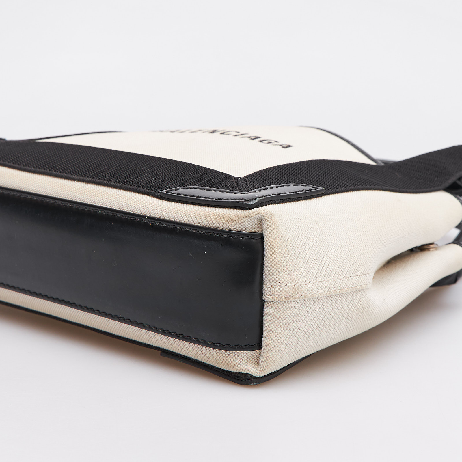 Сумка Balenciaga - купить оригинал в секонд-хенде SFS - 7