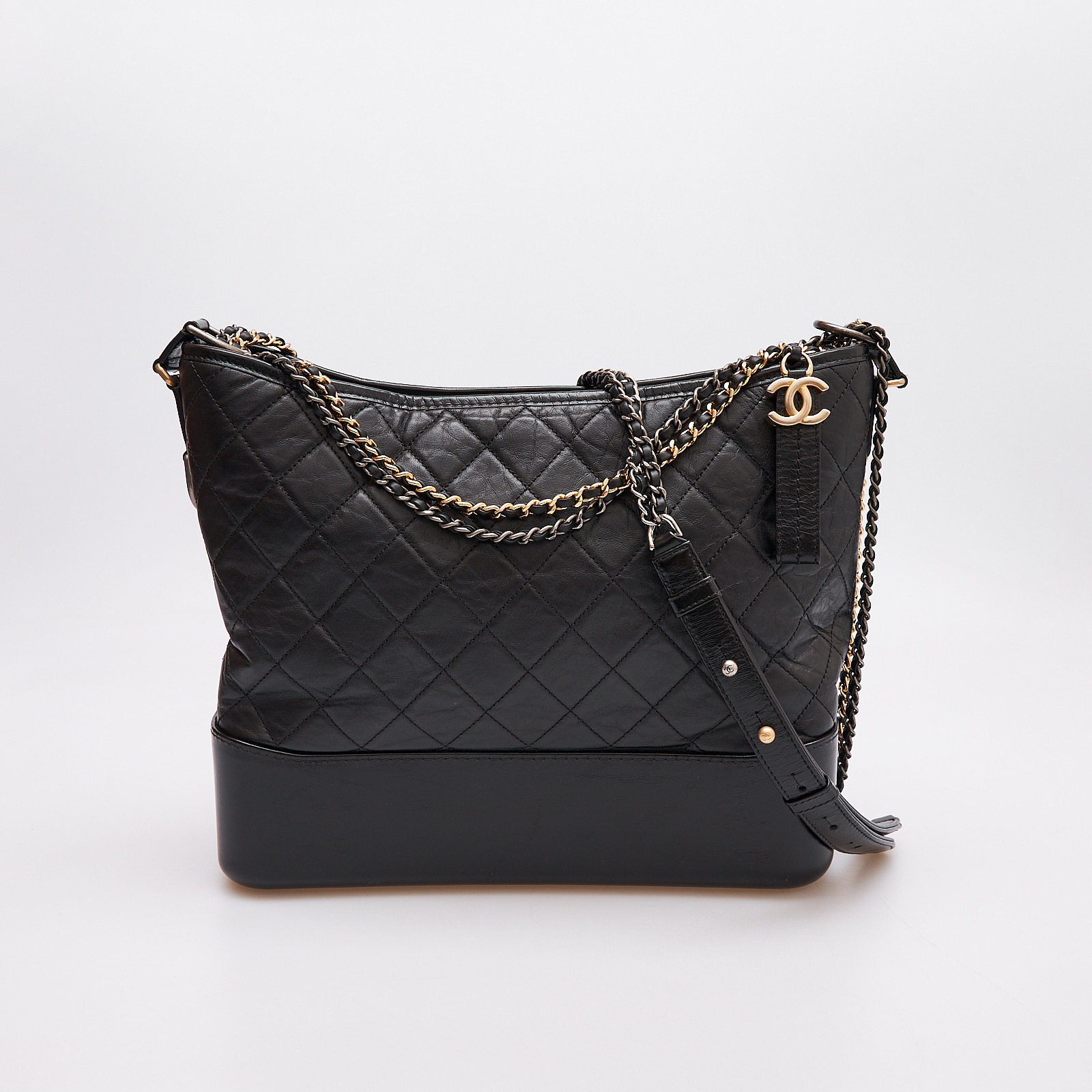 Сумка Chanel - купить оригинал в секонд-хенде SFS - 1