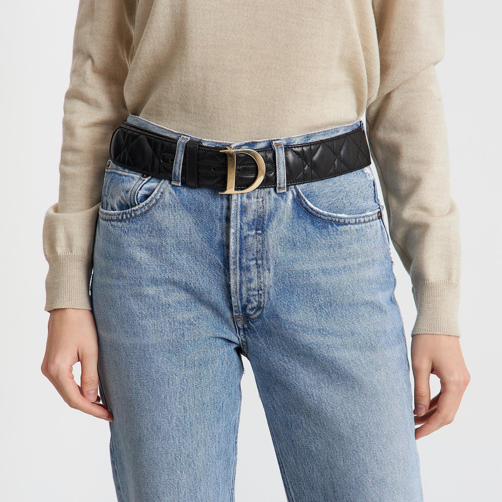 Ремень черного цвета Christian Dior - фото из каталога магазина брендовой одежды Second Friend Store Ремень Christian Dior - купить оригинал в секонд-хенде SFS - 2