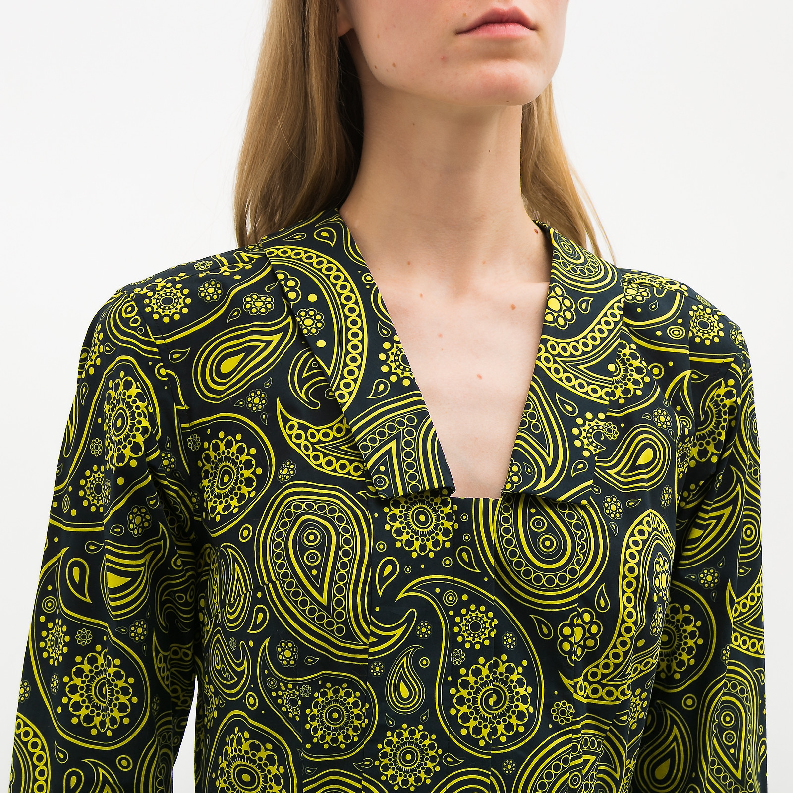 Платье  черного цвета Jil Sander - фото из каталога магазина брендовой одежды Second Friend Store Платье Jil Sander - купить оригинал в секонд-хенде SFS - 3