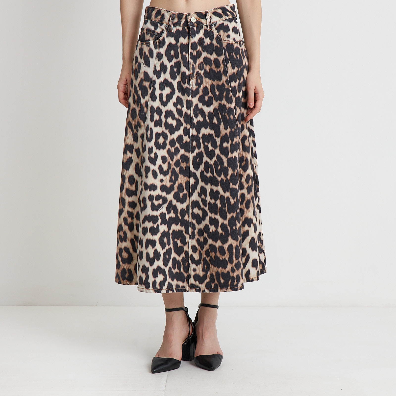 Юбка бежевого цвета Ganni - фото из каталога магазина брендовой одежды Second Friend Store Юбка Ganni - купить оригинал в секонд-хенде SFS - 1