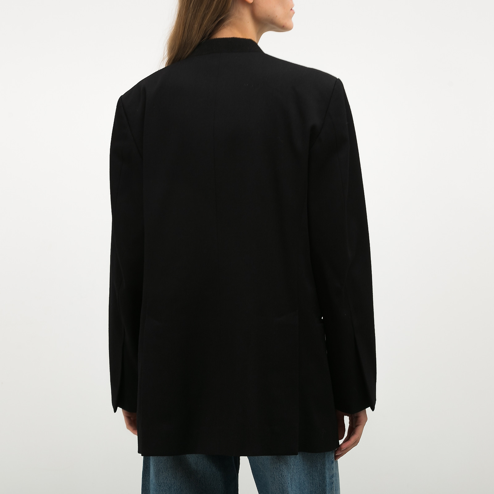 Пиджак черного цвета Celine - фото из каталога магазина брендовой одежды Second Friend Store Пиджак Celine - купить оригинал в секонд-хенде SFS - 3