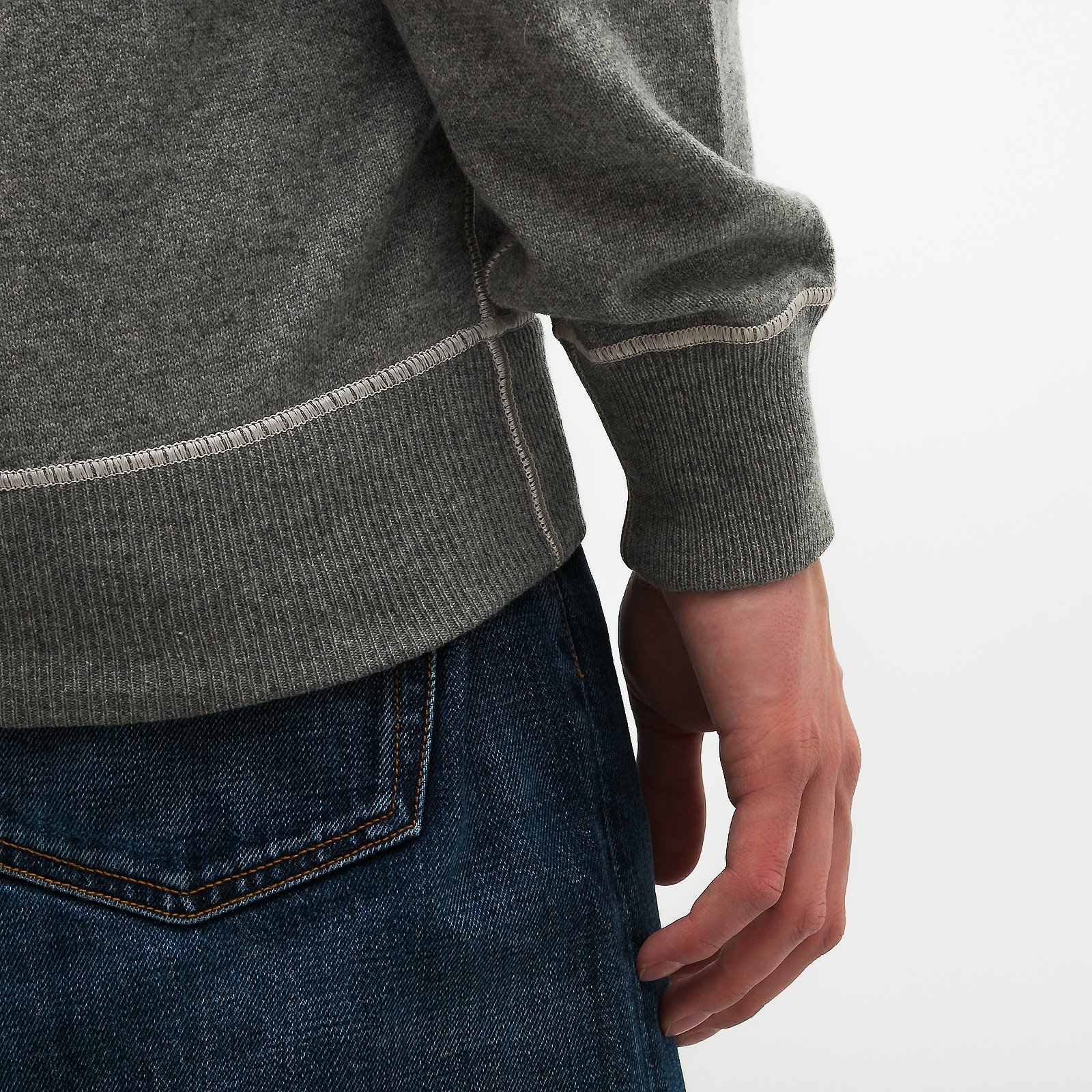 Худи серого цвета Dolce&Gabbana - фото из каталога магазина брендовой одежды Second Friend Store Худи Dolce&Gabbana - купить оригинал в секонд-хенде SFS - 5