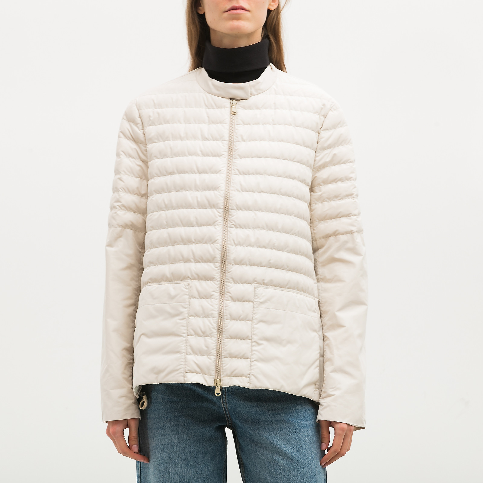 Куртка белого цвета Brunello Cucinelli - фото из каталога магазина брендовой одежды Second Friend Store Куртка Brunello Cucinelli - купить оригинал в секонд-хенде SFS - 1