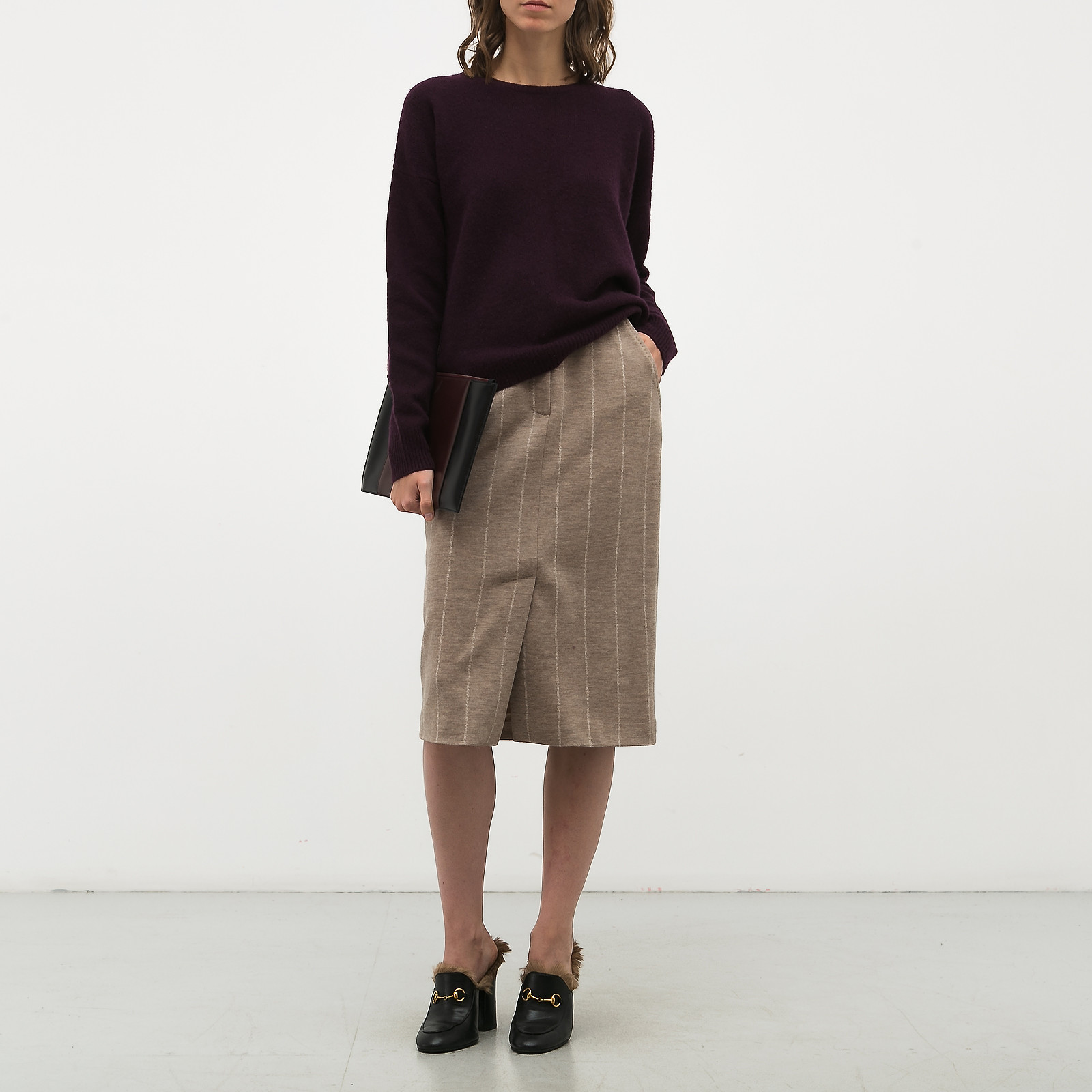 Свитер фиолетового цвета Max Mara - фото из каталога магазина брендовой одежды Second Friend Store Свитер Max Mara - купить оригинал в секонд-хенде SFS - 2