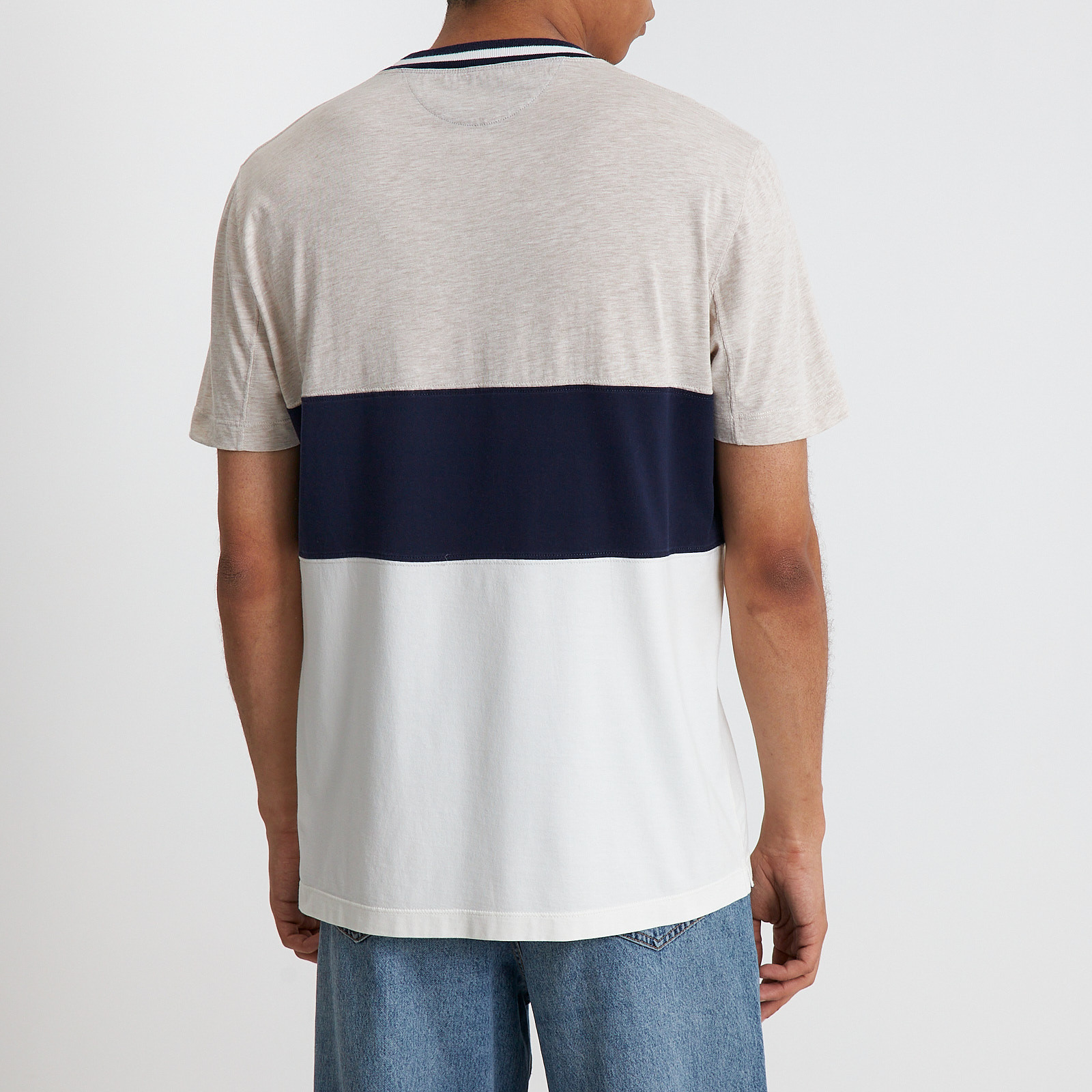 Футболка Brunello Cucinelli - фото из каталога магазина брендовой одежды Second Friend Store Футболка Brunello Cucinelli - купить оригинал в секонд-хенде SFS - 3