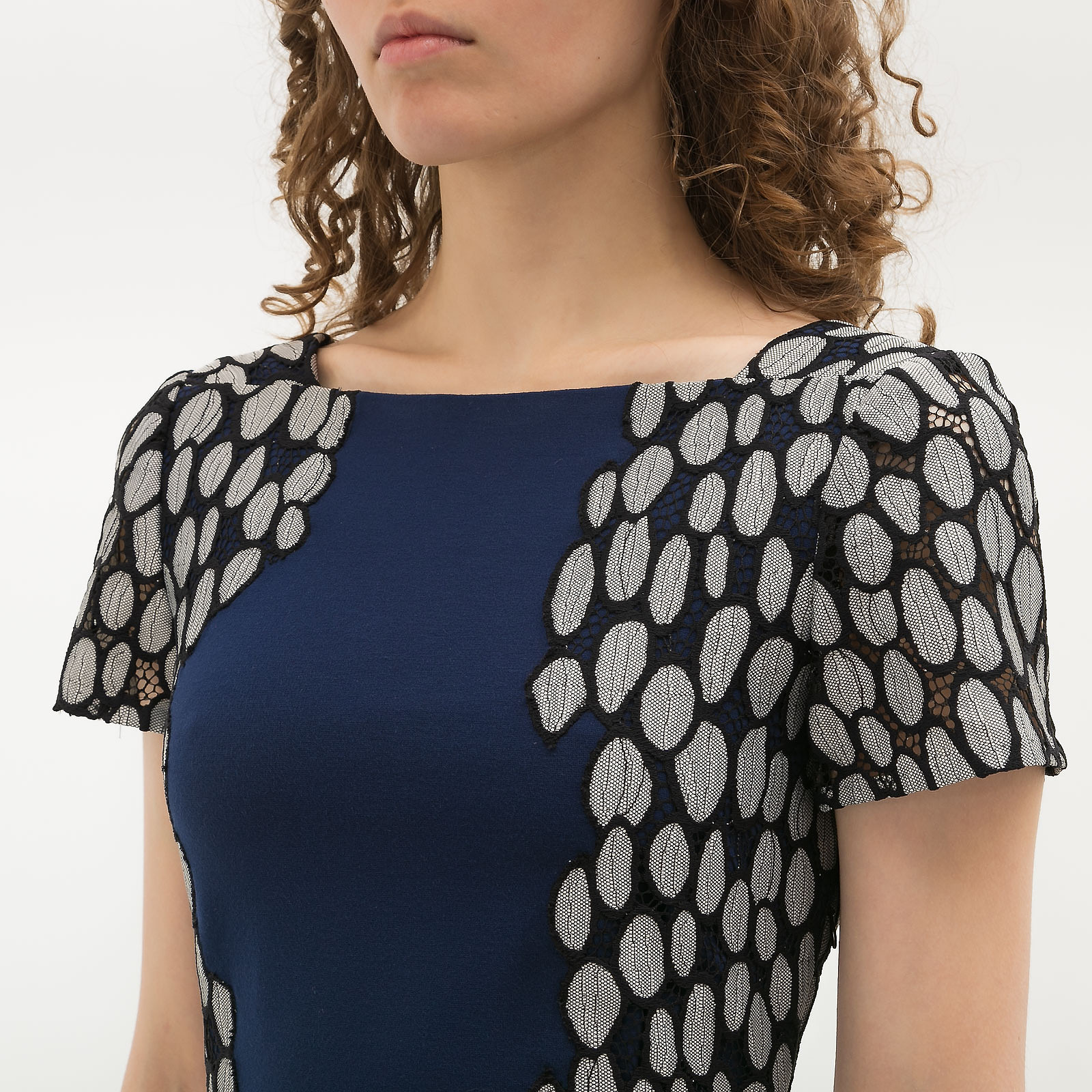 Платье синего цвета Diane von Furstenberg - фото из каталога магазина брендовой одежды Second Friend Store Платье Diane von Furstenberg - купить оригинал в секонд-хенде SFS - 4