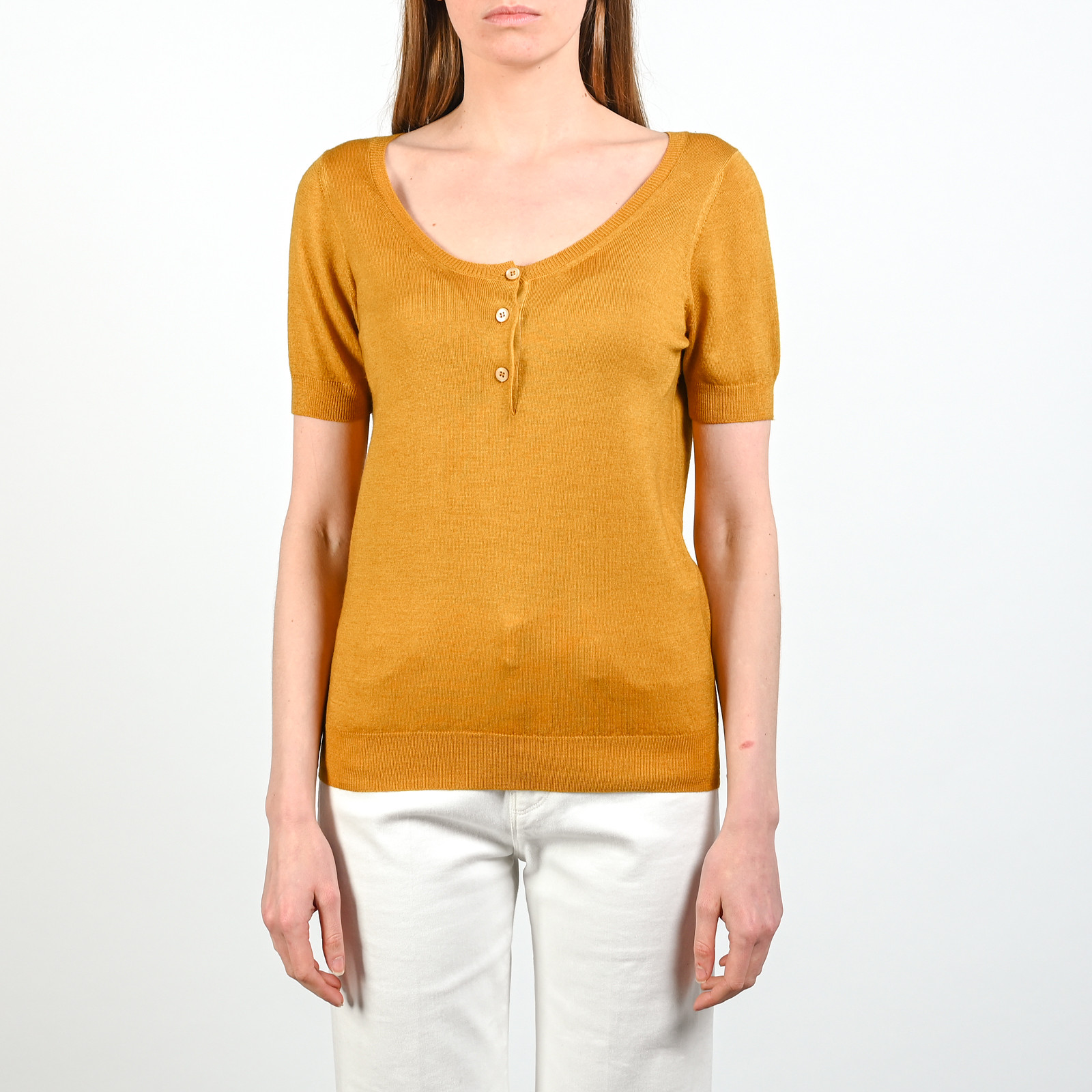 Джемпер желтого цвета Prada - фото из каталога магазина брендовой одежды Second Friend Store Джемпер Prada - купить оригинал в секонд-хенде SFS - 1