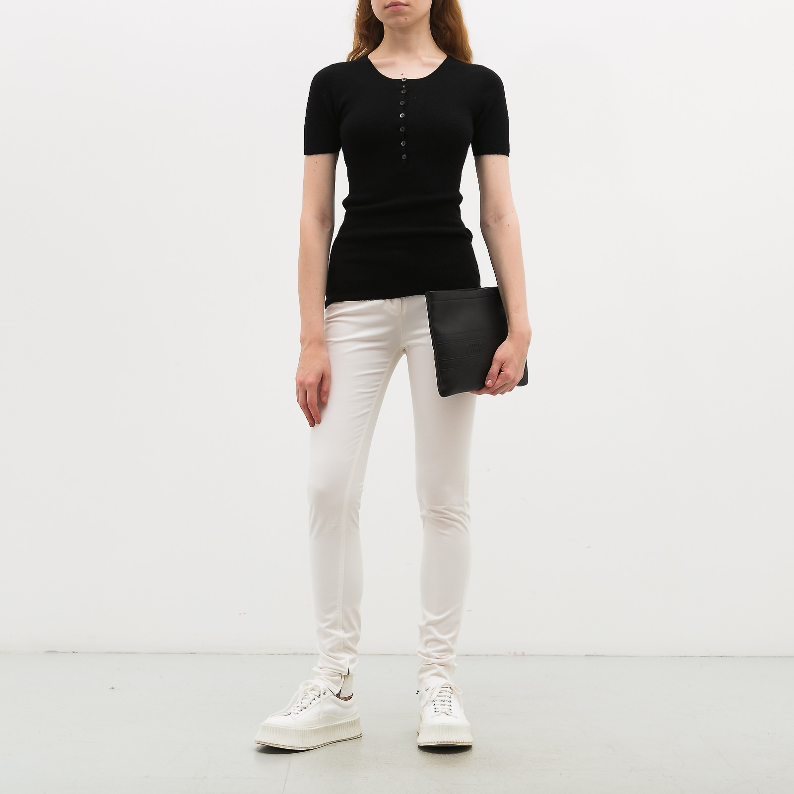 Джемпер черного цвета Loro Piana - фото из каталога магазина брендовой одежды Second Friend Store Джемпер Loro Piana - купить оригинал в секонд-хенде SFS - 2