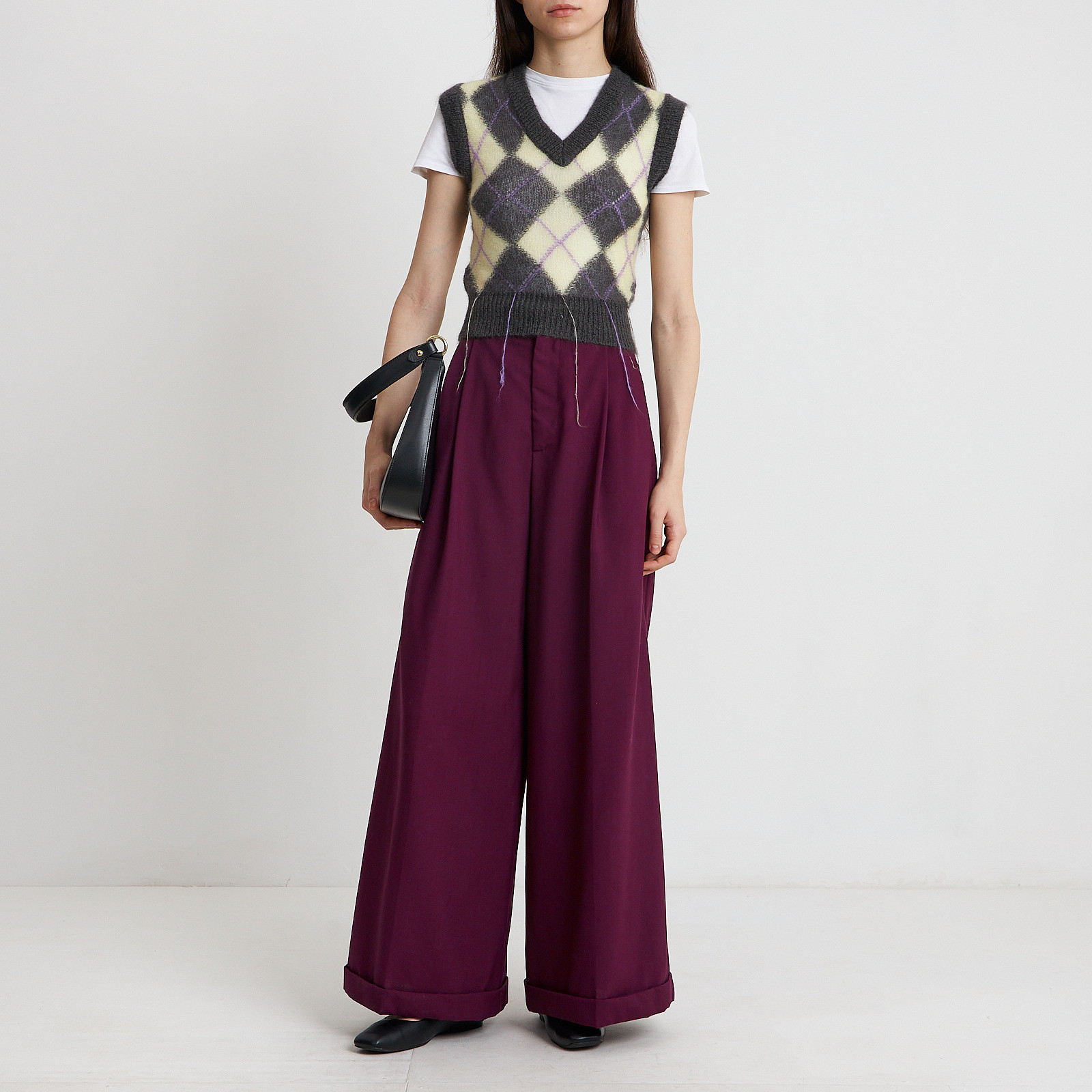 Брюки фиолетового цвета Marni - фото из каталога магазина брендовой одежды Second Friend Store Брюки Marni - купить оригинал в секонд-хенде SFS - 2