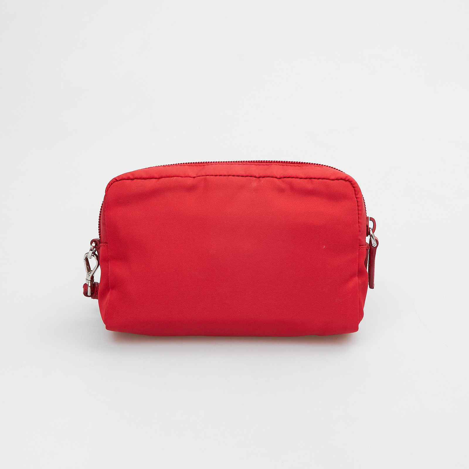 Клатч красного цвета Prada - фото из каталога магазина брендовой одежды Second Friend Store Клатч Prada - купить оригинал в секонд-хенде SFS - 3