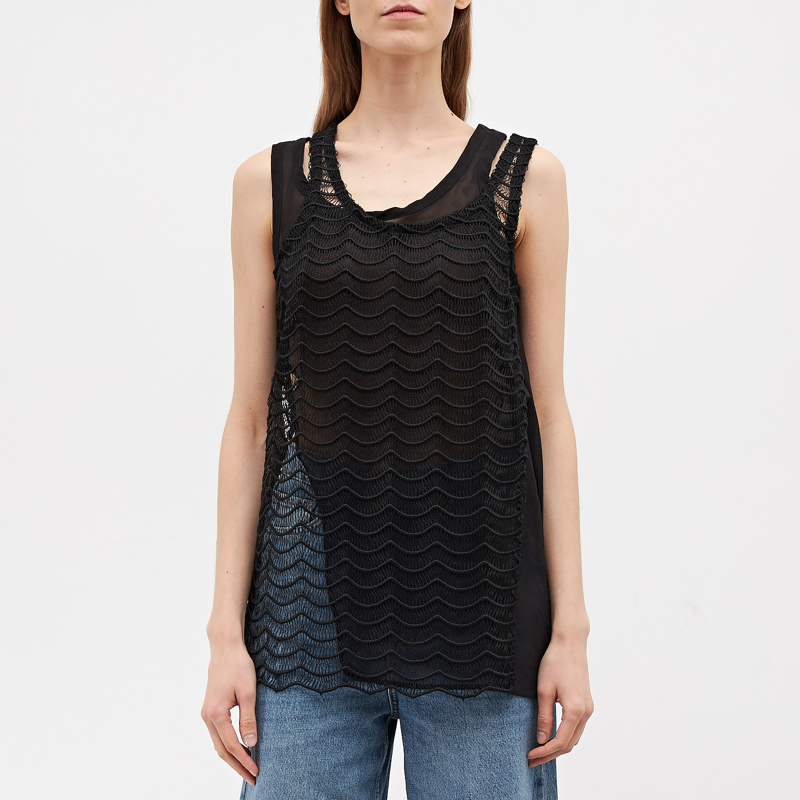 Топ черного цвета Maison Margiela - фото из каталога магазина брендовой одежды Second Friend Store Топ Maison Margiela - купить оригинал в секонд-хенде SFS - 1