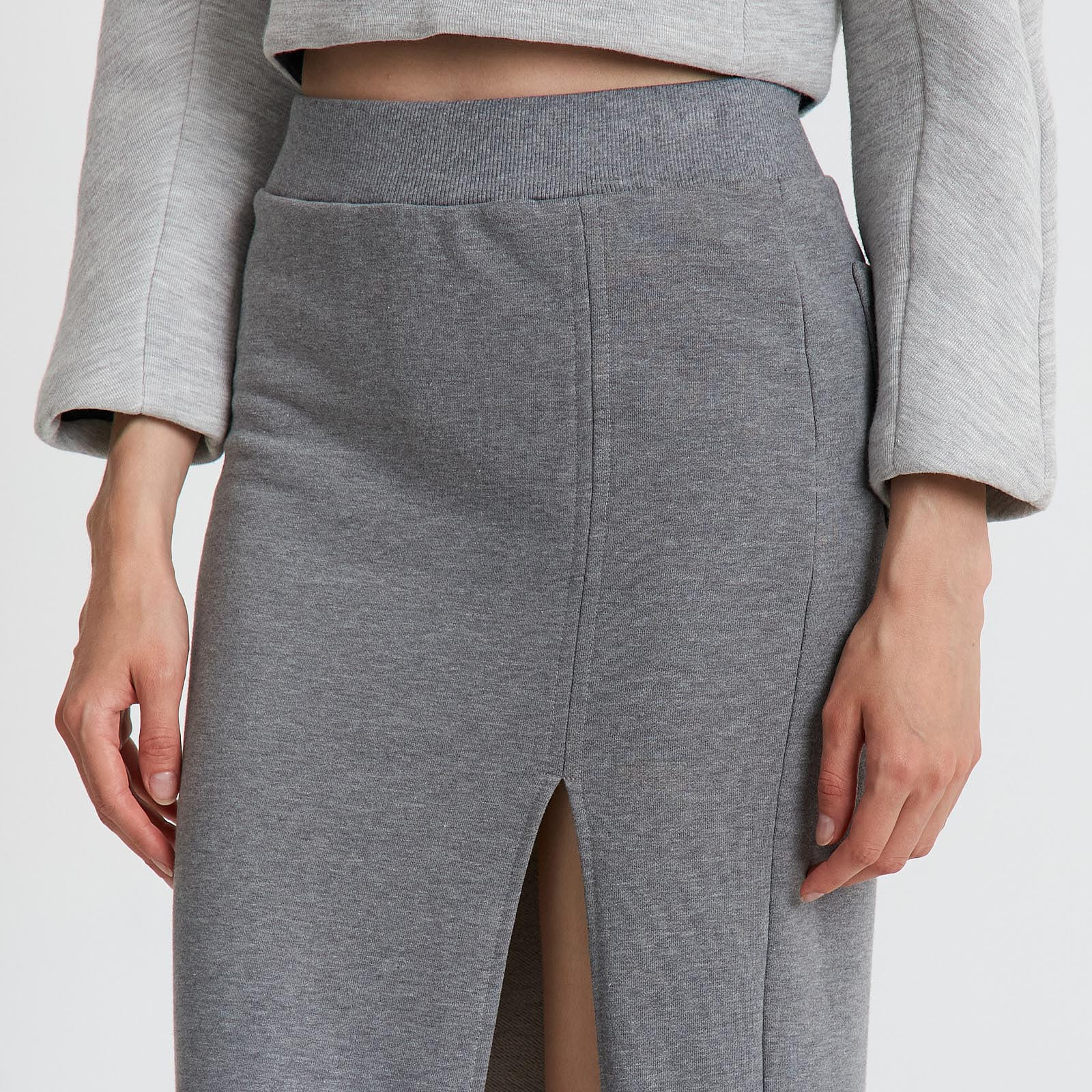 Юбка серого цвета Red Valentino - фото из каталога магазина брендовой одежды Second Friend Store Юбка Red Valentino - купить оригинал в секонд-хенде SFS - 4