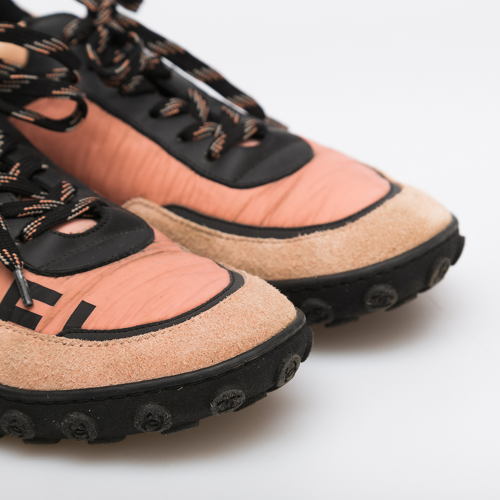 Кроссовки Chanel - купить оригинал в секонд-хенде SFS - 4