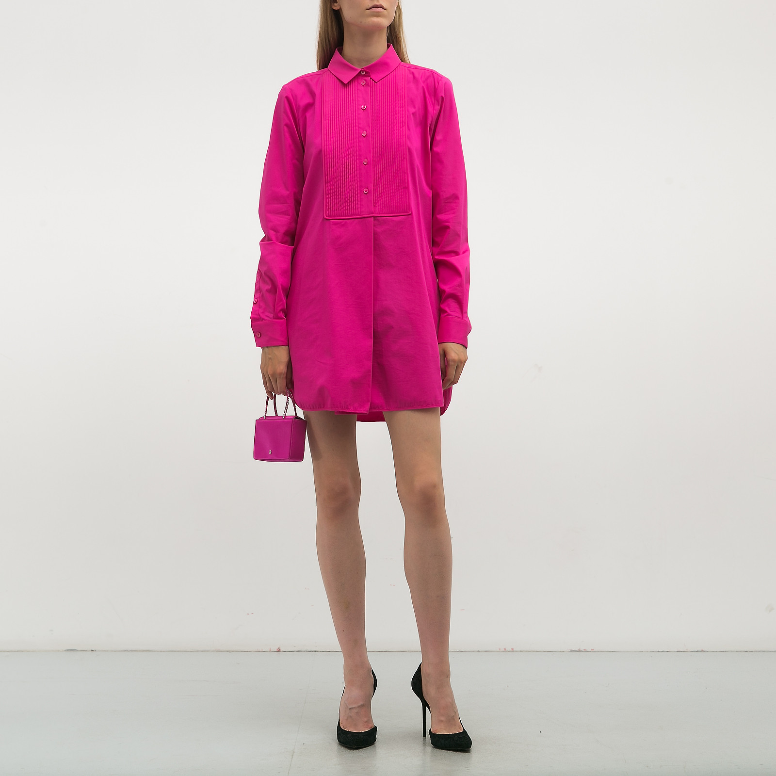 Платье розового цвета Salvatore Ferragamo - фото из каталога магазина брендовой одежды Second Friend Store Платье Salvatore Ferragamo - купить оригинал в секонд-хенде SFS - 2