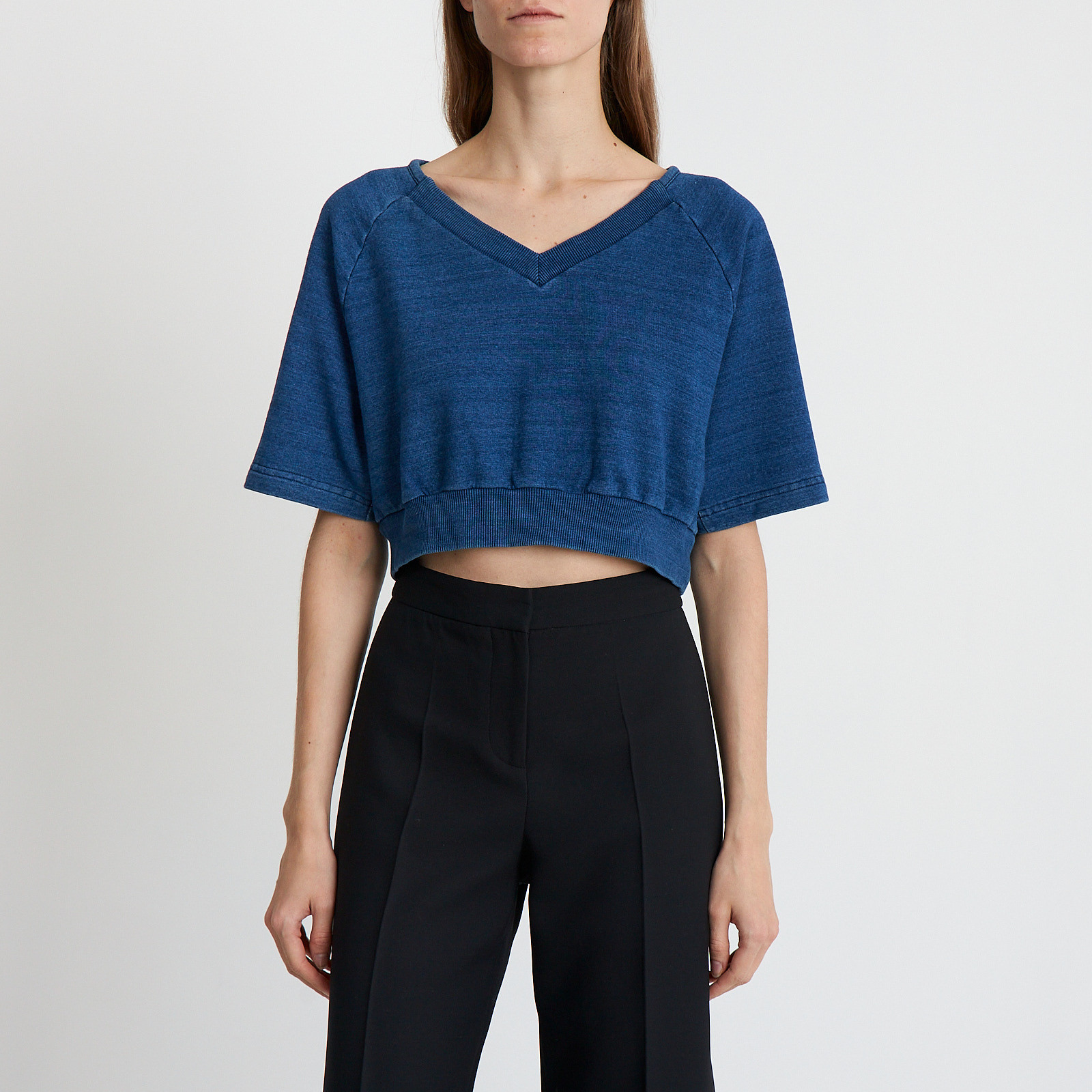 Свитшот синего цвета MM6 Maison Margiela - фото из каталога магазина брендовой одежды Second Friend Store Свитшот MM6 Maison Margiela - купить оригинал в секонд-хенде SFS - 1